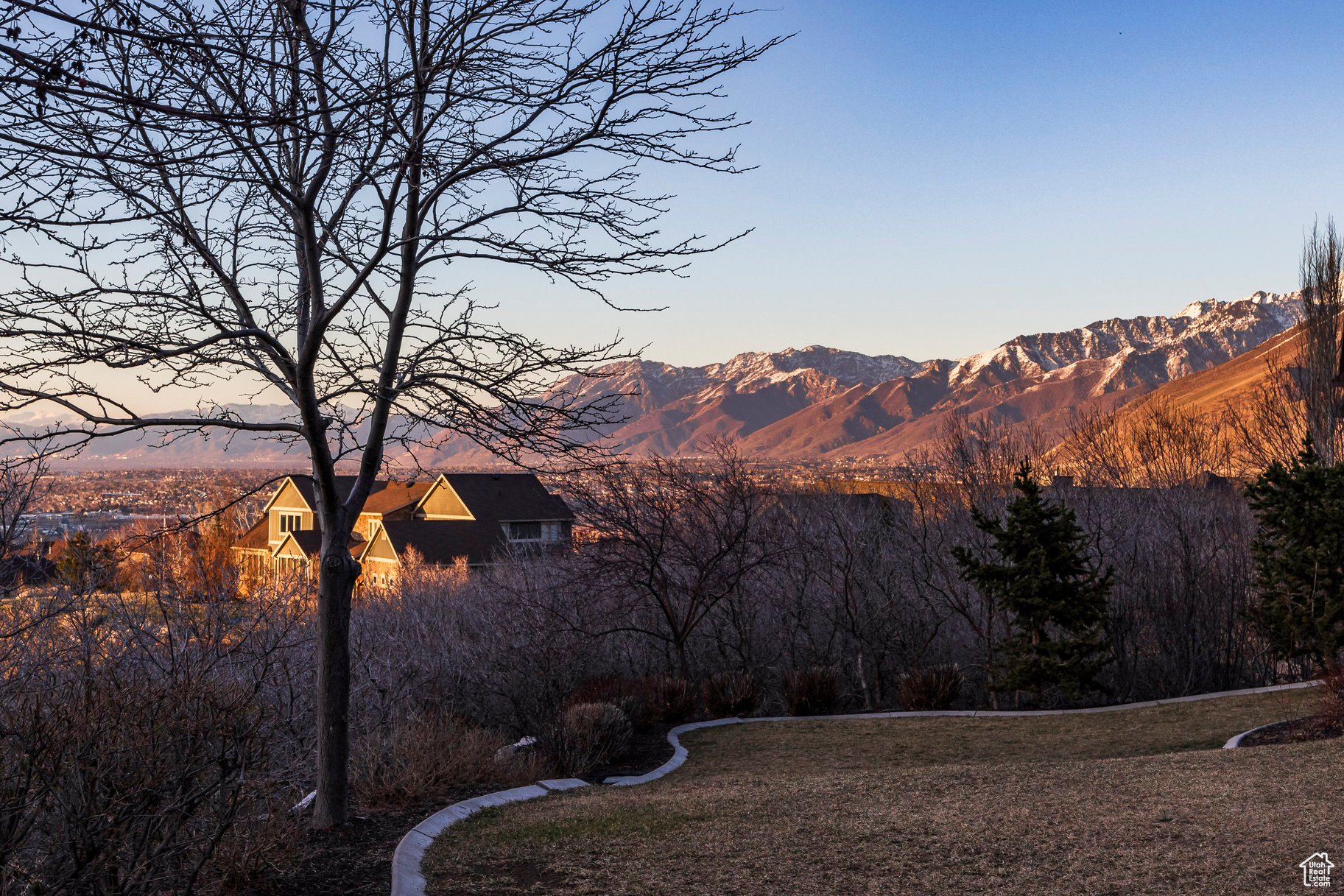 OAK HOLLOW ESTATES - Residential
