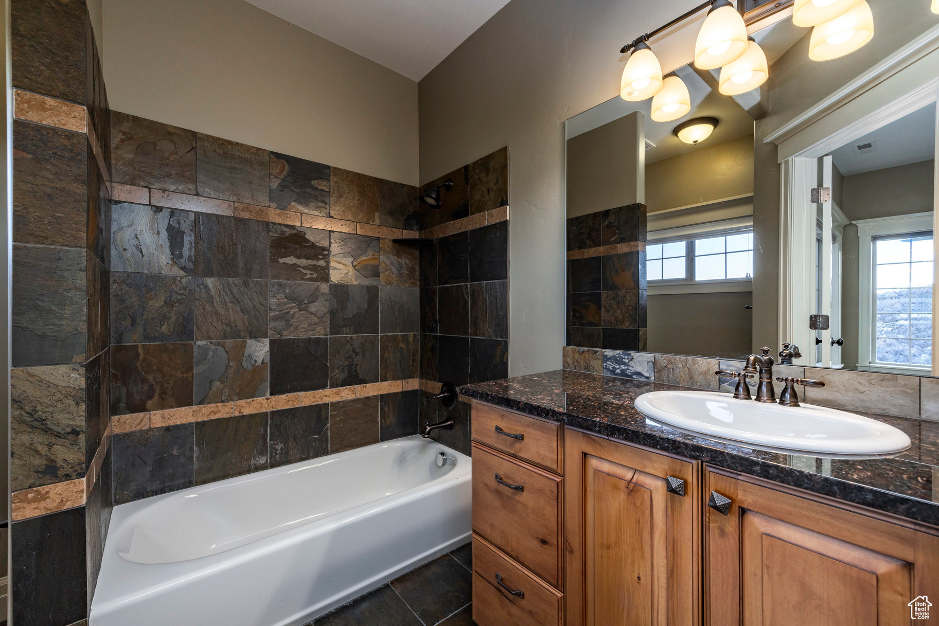 OAK HOLLOW ESTATES - Residential