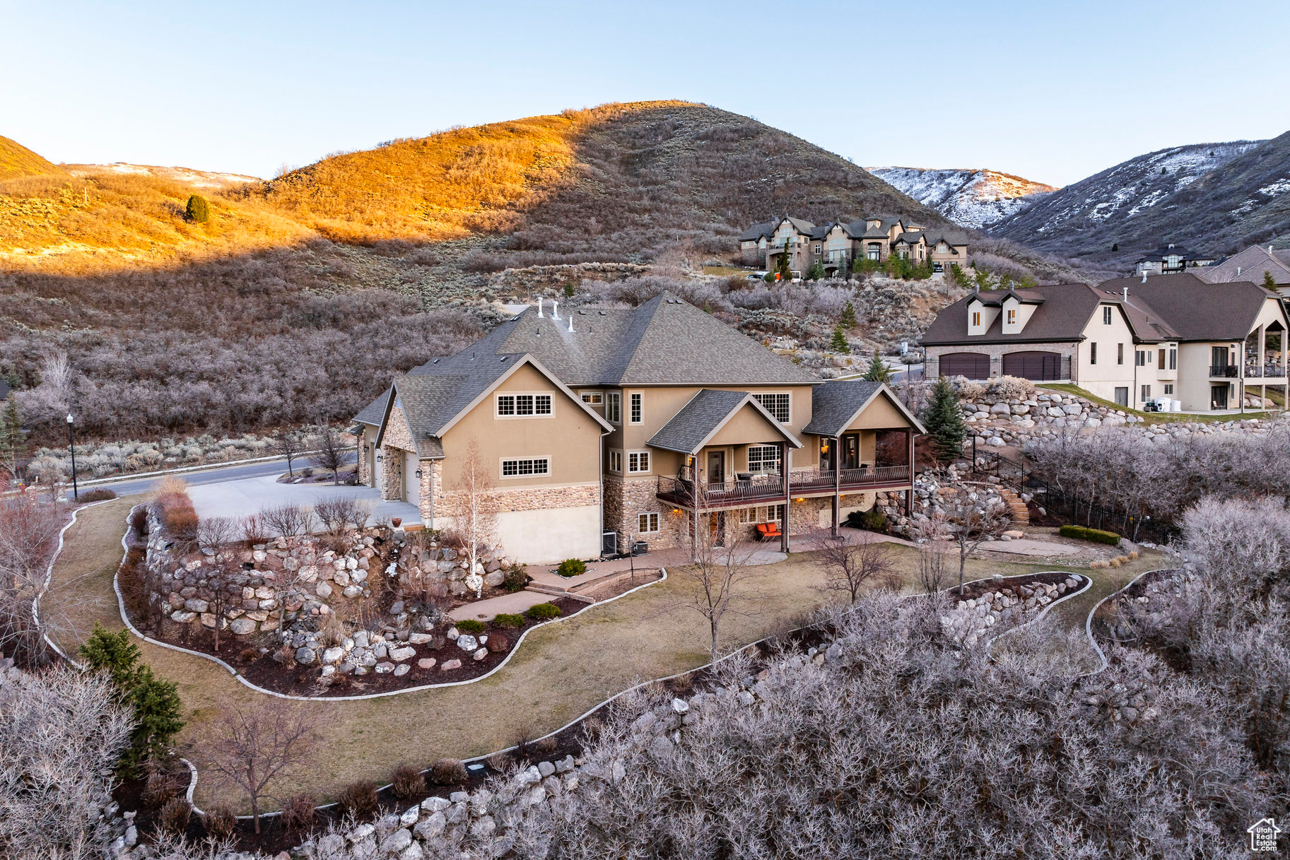 OAK HOLLOW ESTATES - Residential