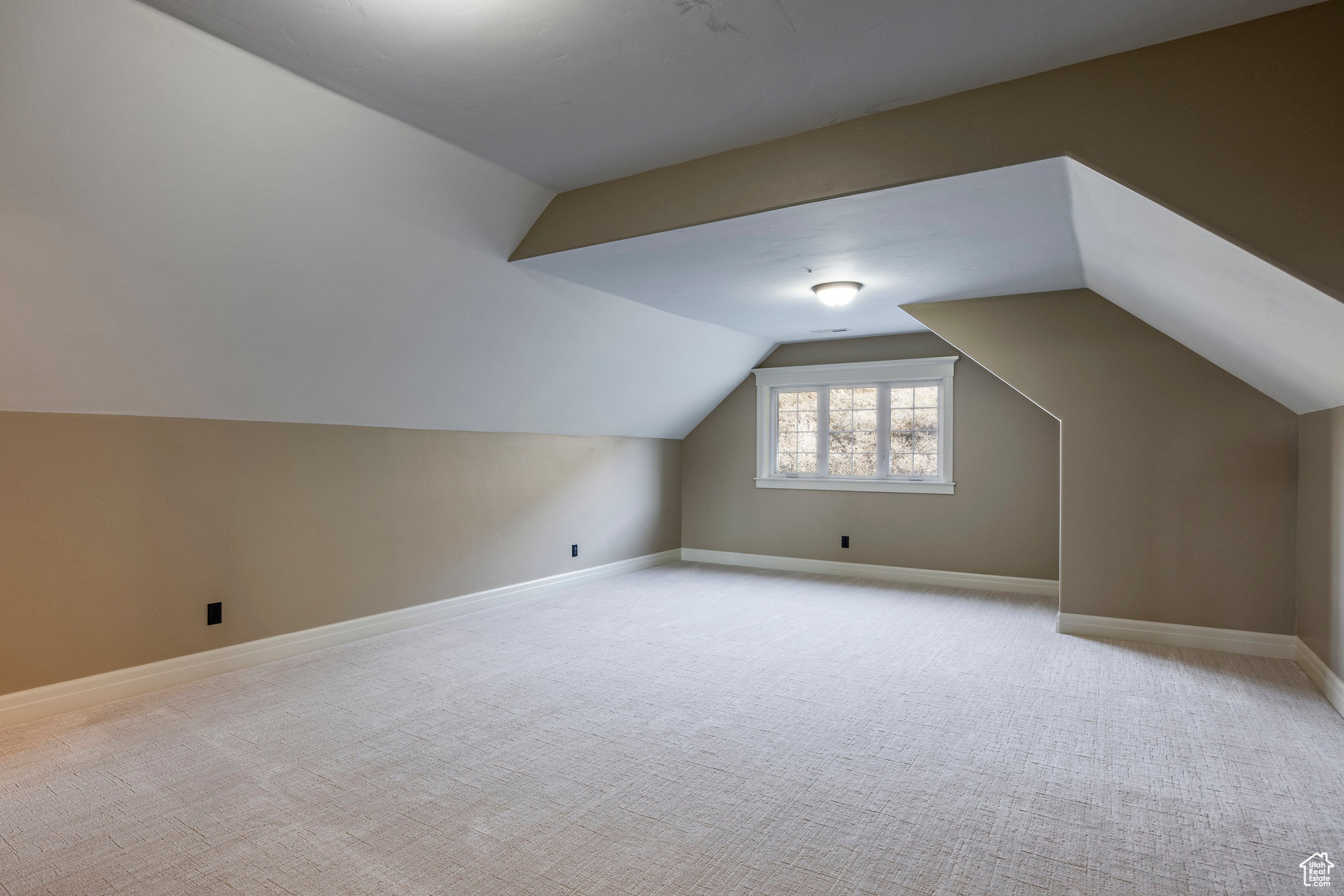 OAK HOLLOW ESTATES - Residential