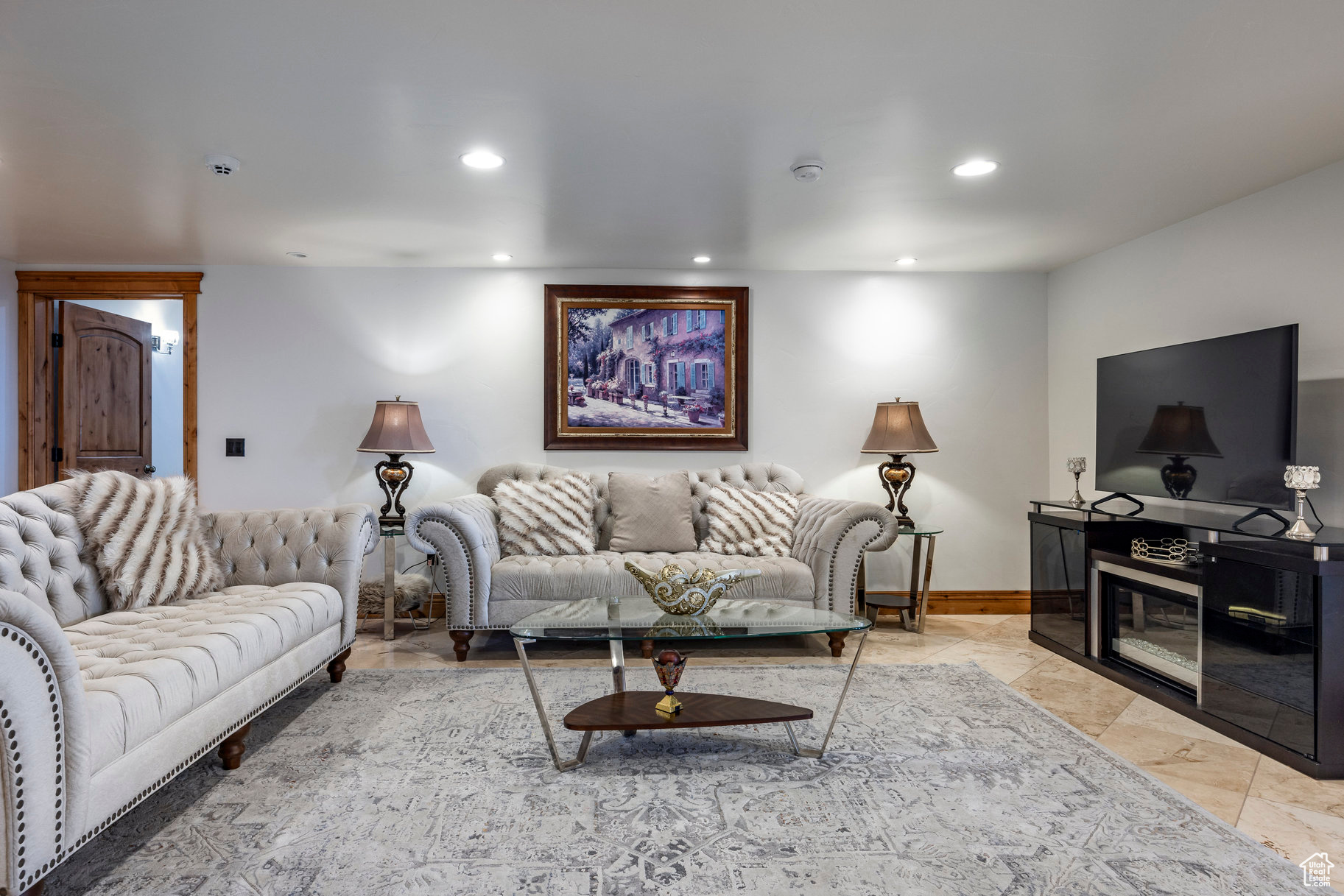 OAK HOLLOW ESTATES - Residential