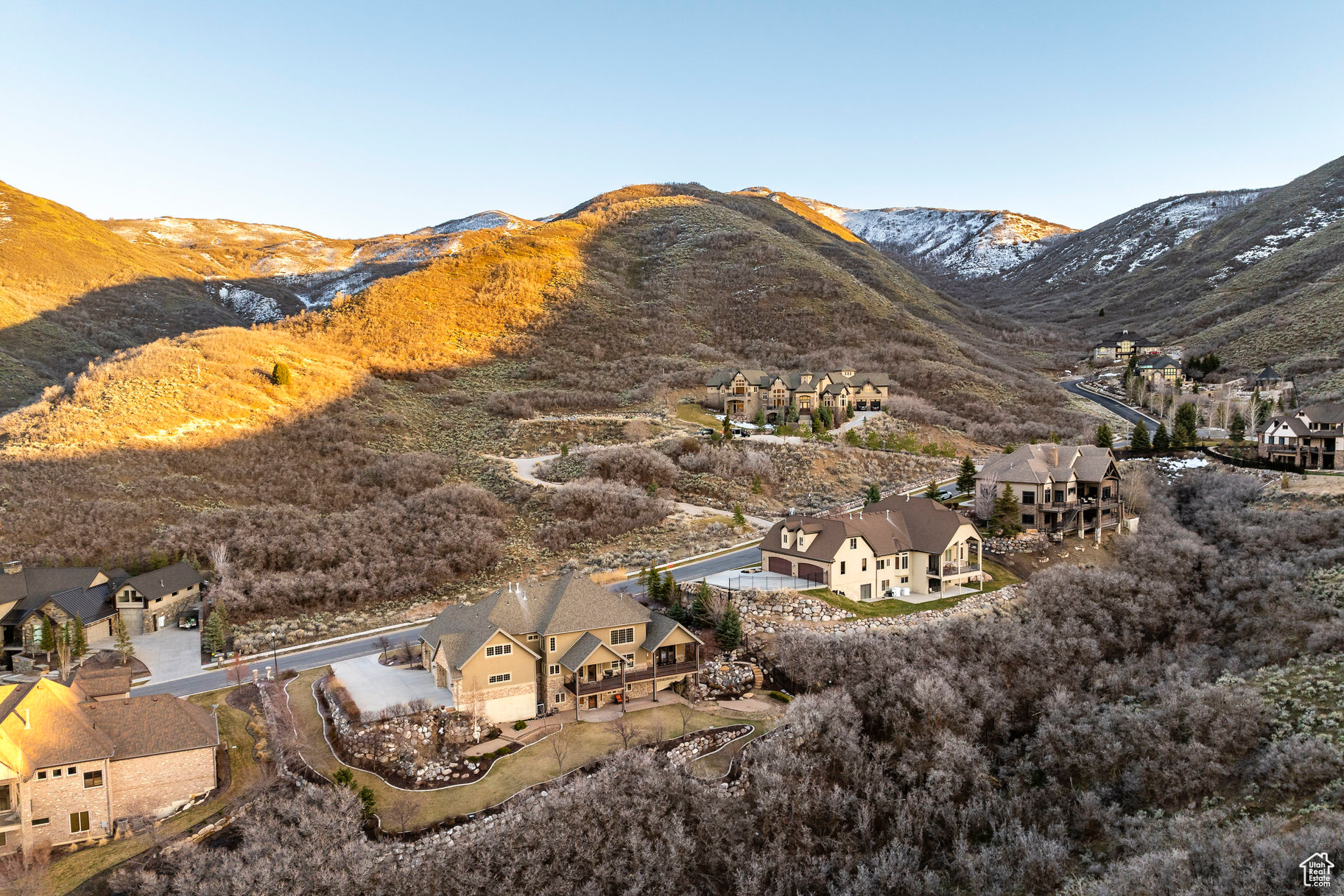 OAK HOLLOW ESTATES - Residential