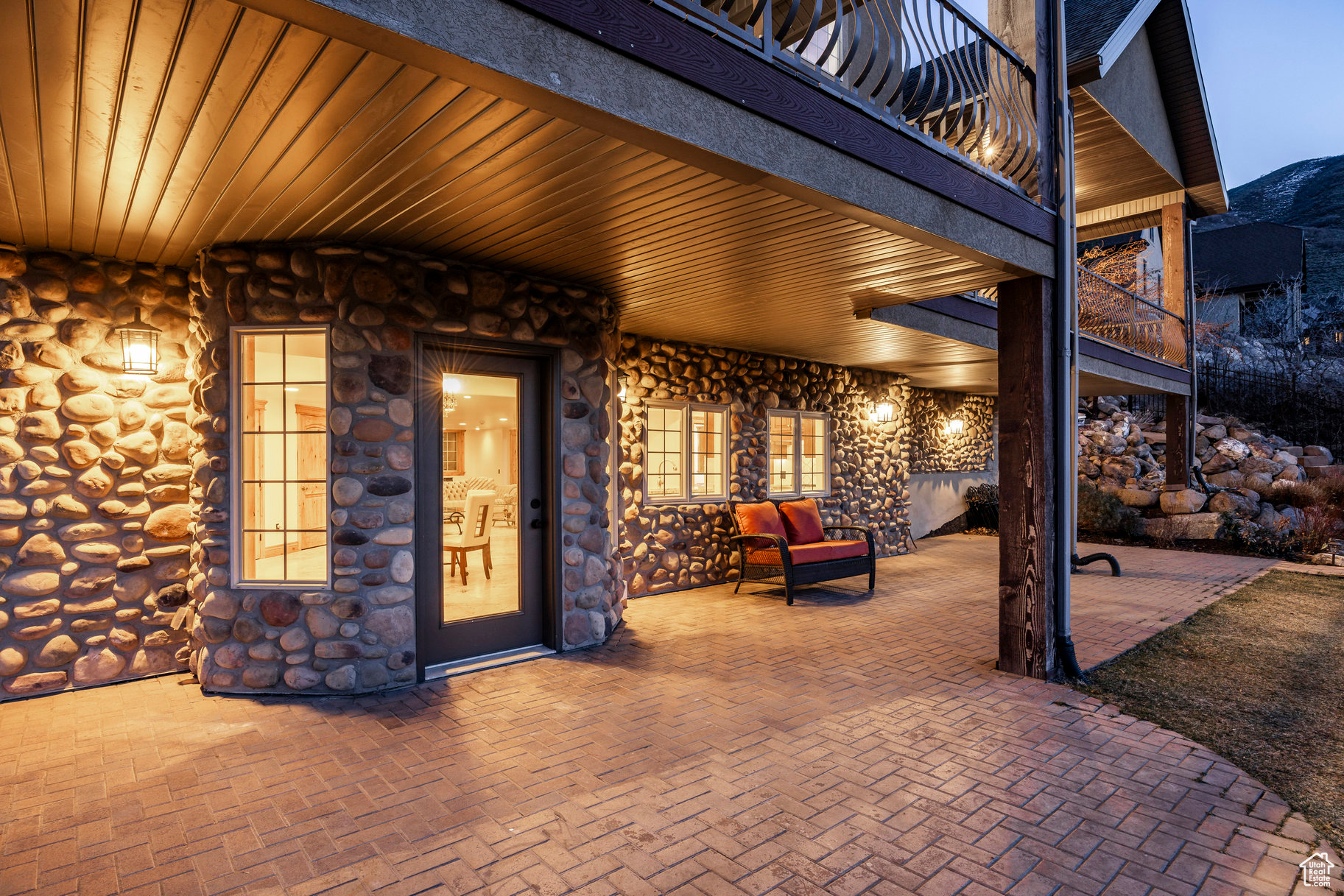 OAK HOLLOW ESTATES - Residential