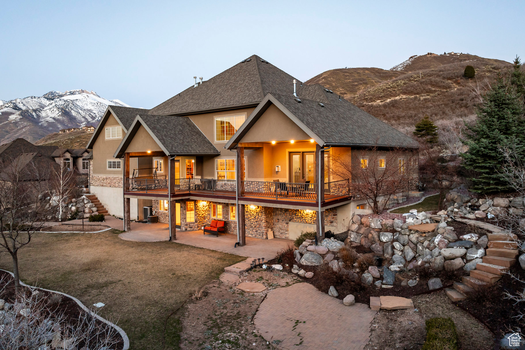 OAK HOLLOW ESTATES - Residential