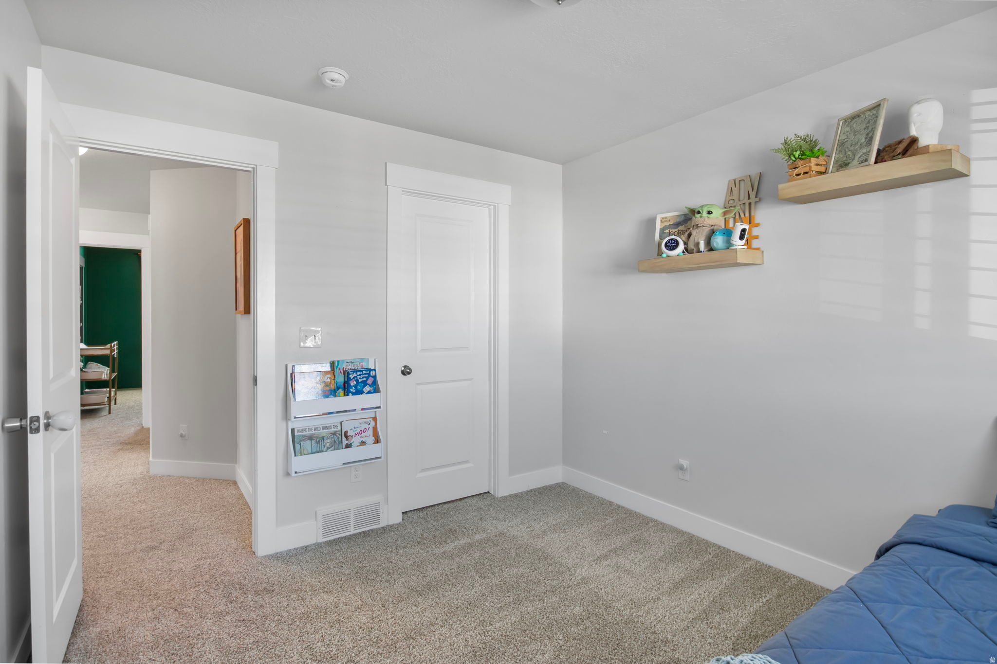 DAPPLE GRAY TRAILS - Residential