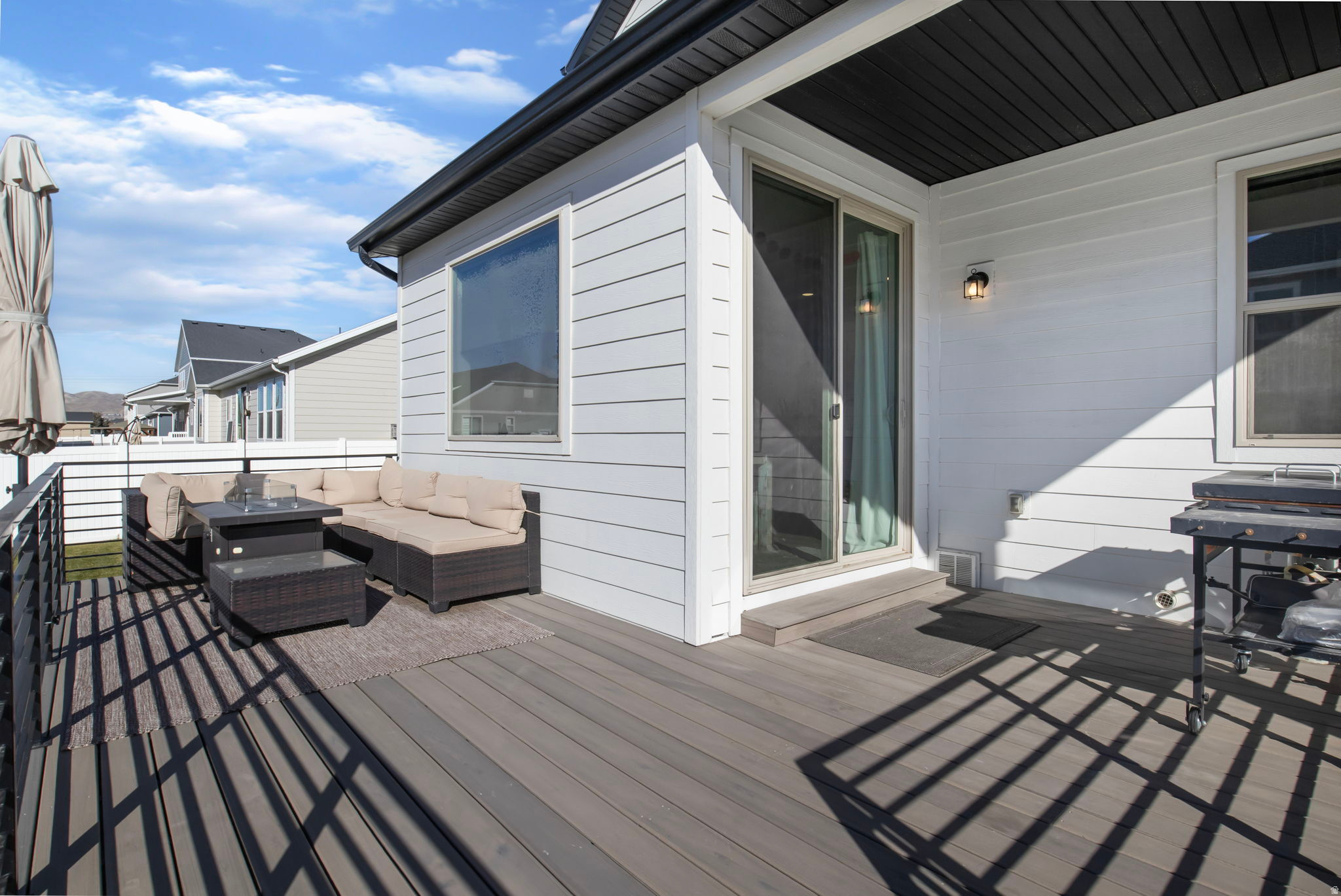 DAPPLE GRAY TRAILS - Residential