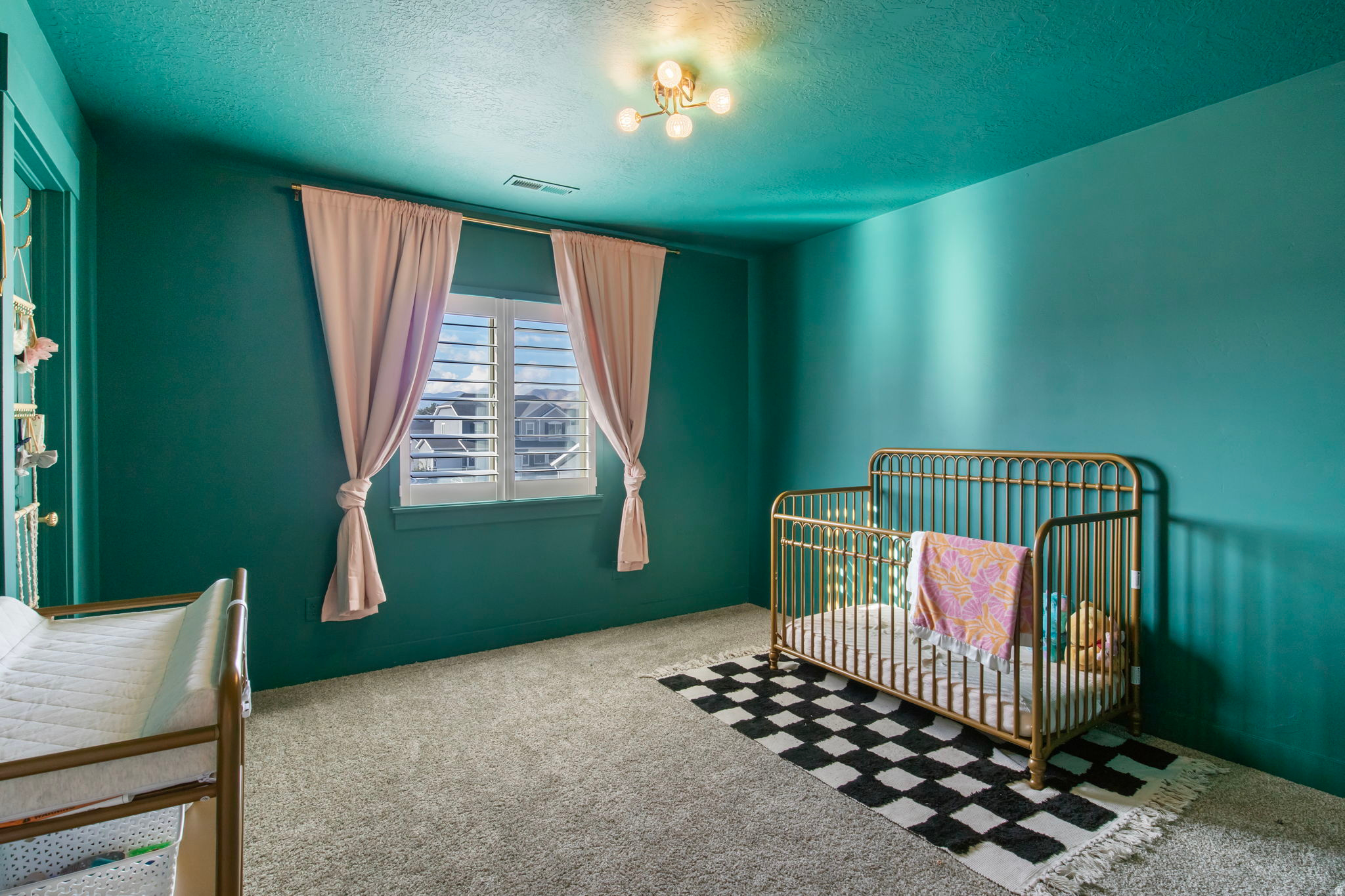 DAPPLE GRAY TRAILS - Residential