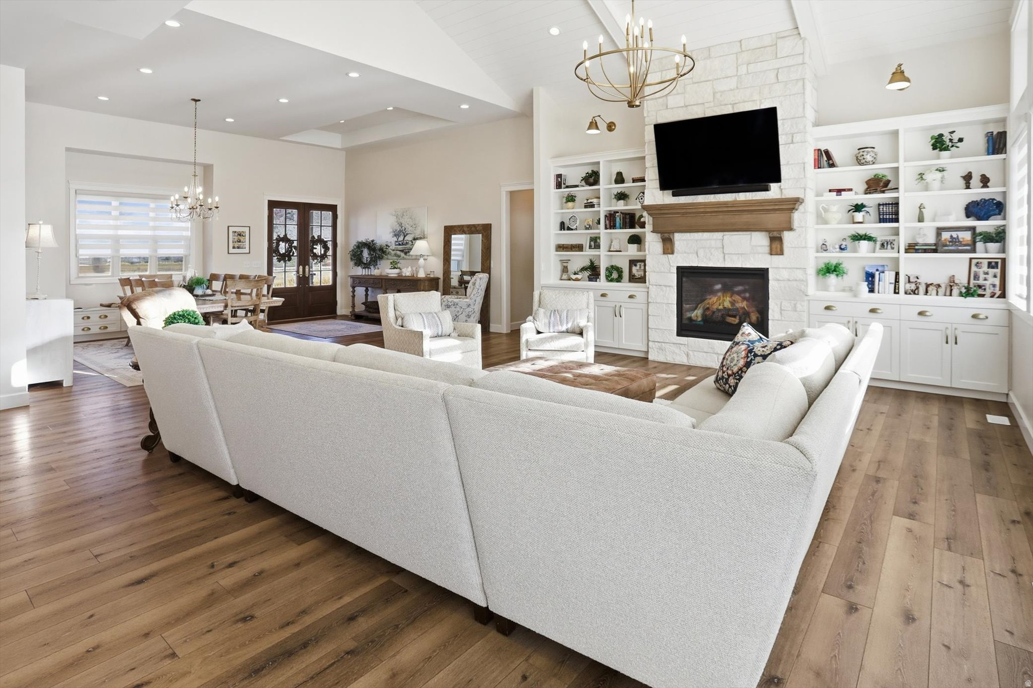 MAPLE SPRINGS ESTATES - Residential