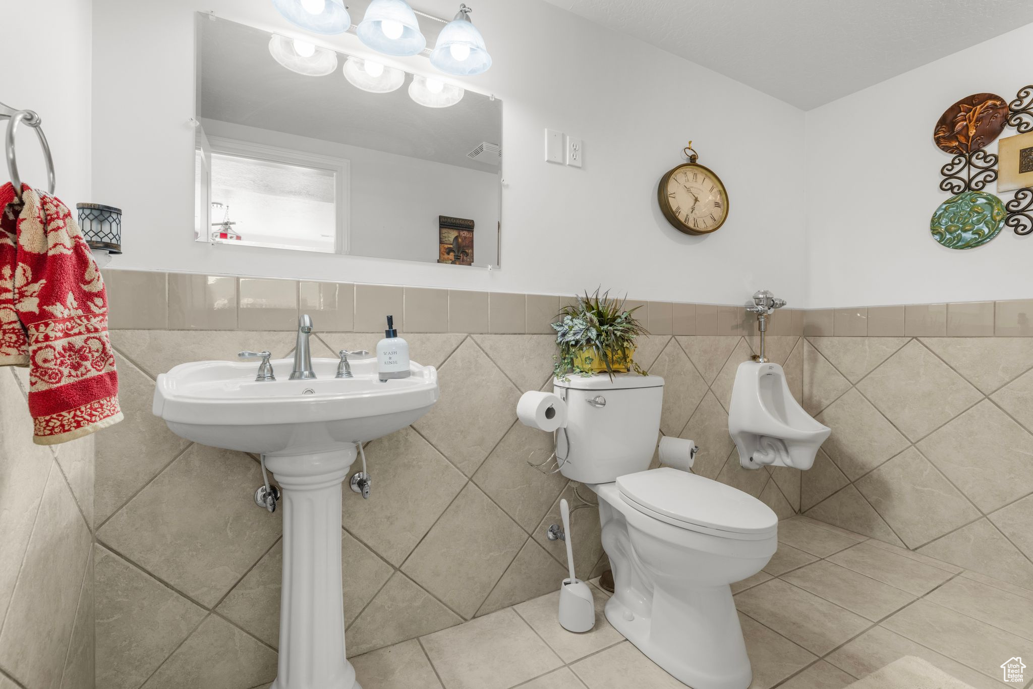 13053 S 1300, Riverton, Utah image 47