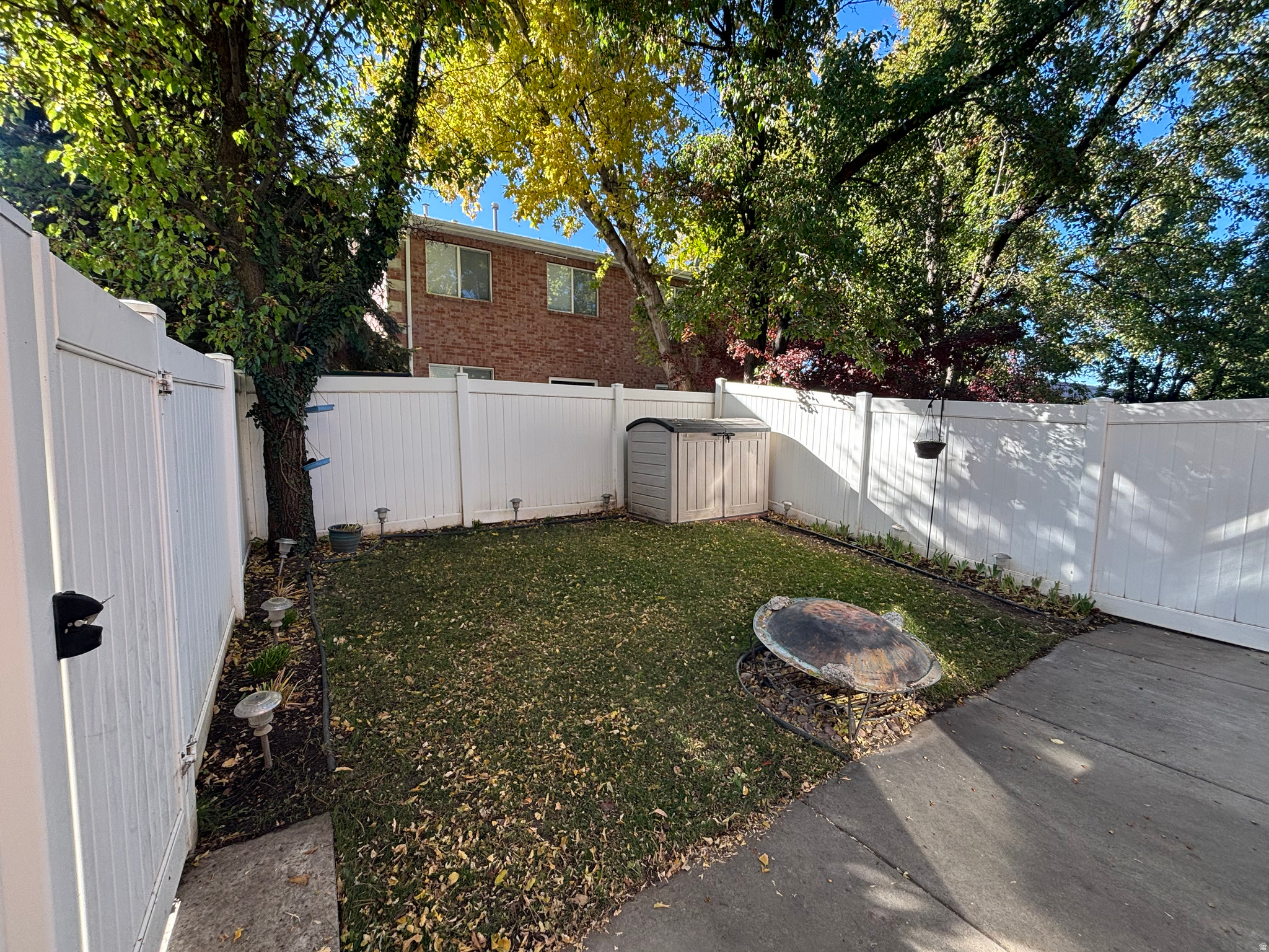 PEREGRINE POINTE - Residential