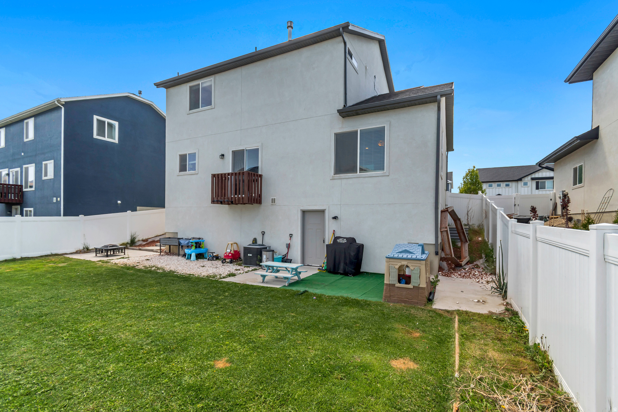 SILVERLAKE - Residential