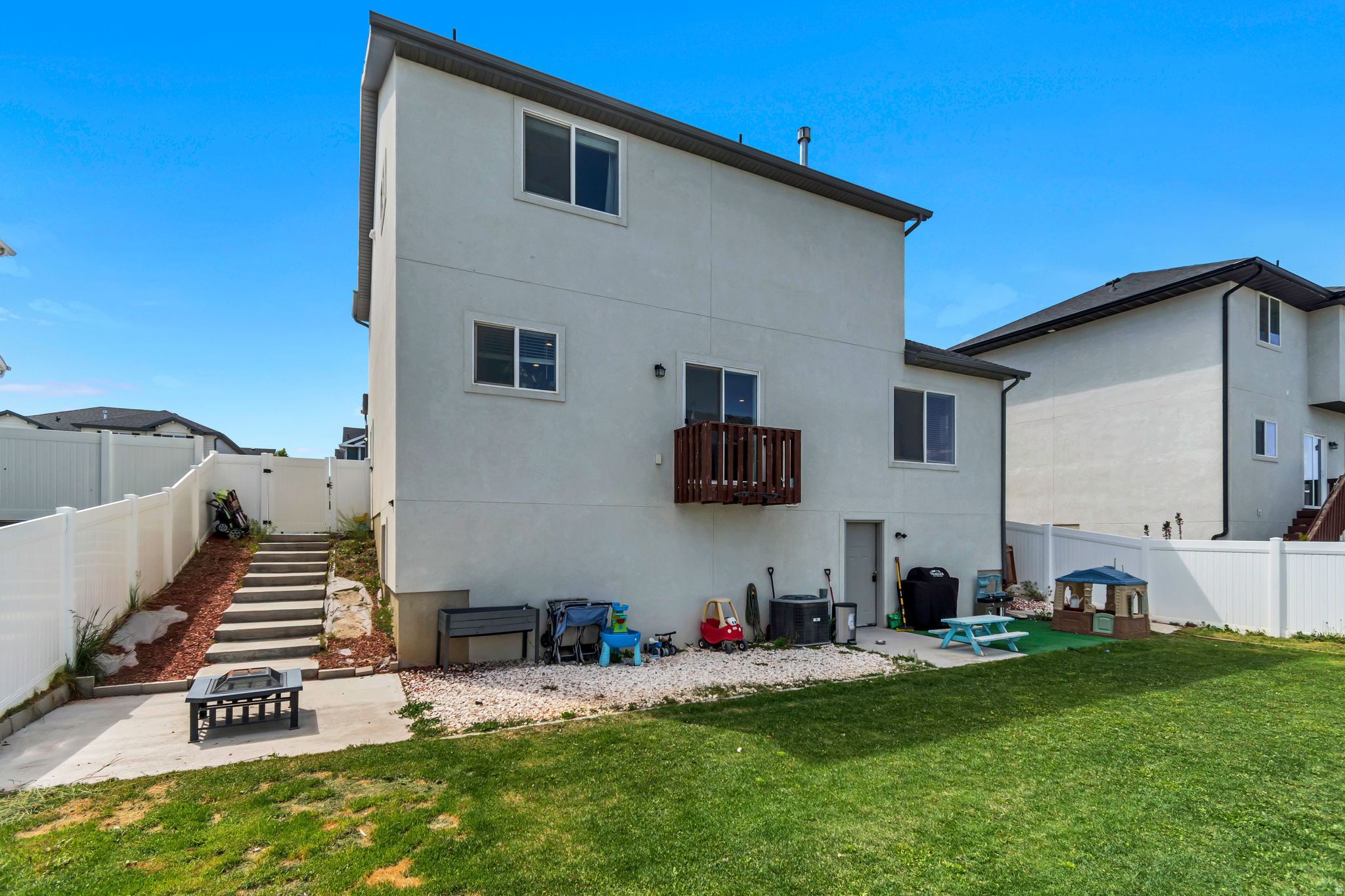 SILVERLAKE - Residential