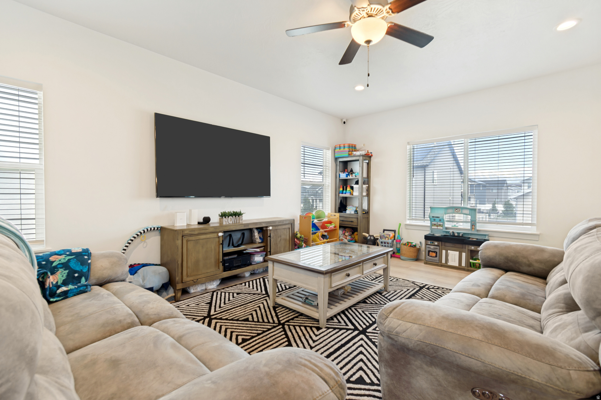 SILVERLAKE - Residential