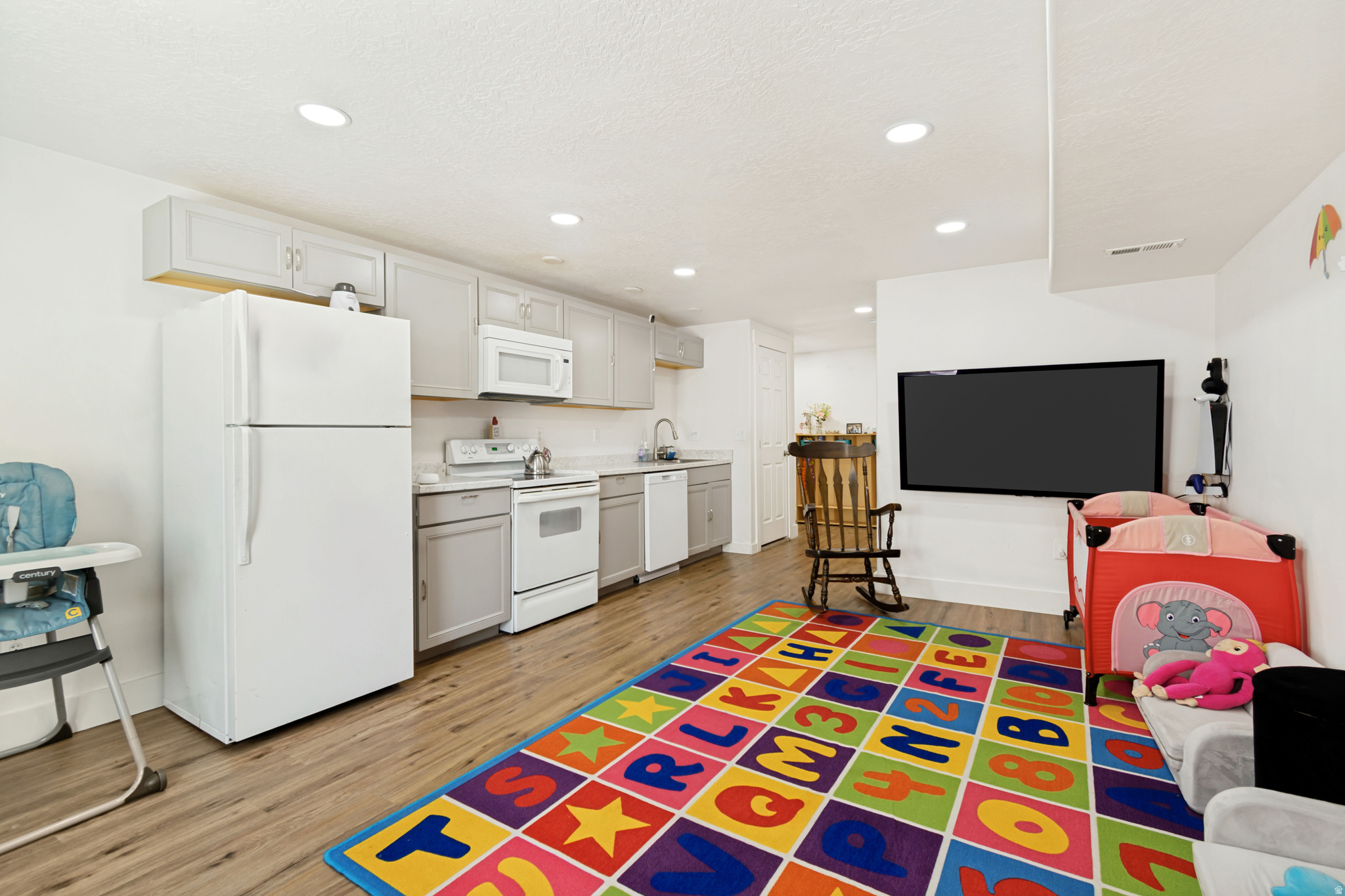 SILVERLAKE - Residential
