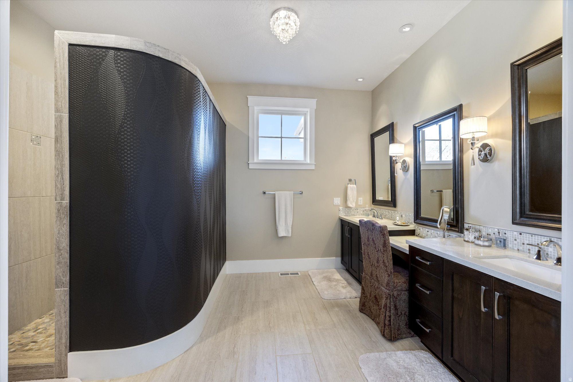 HERITAGE HILLS - Residential