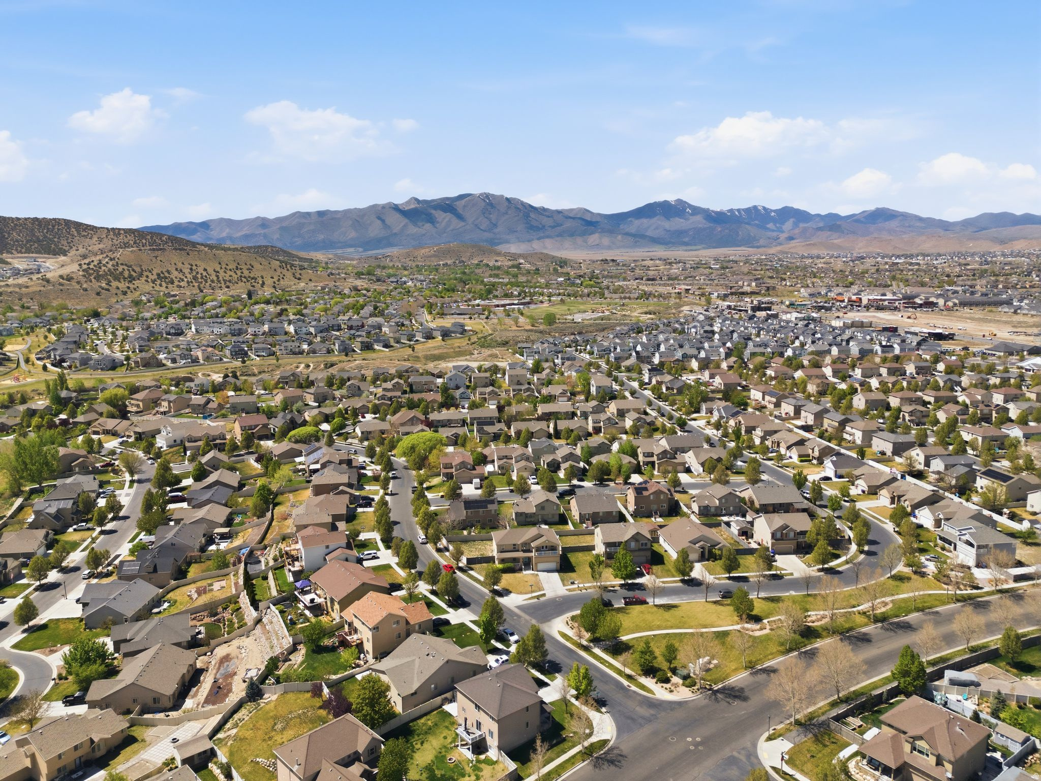 SILVER LAKE - Residential