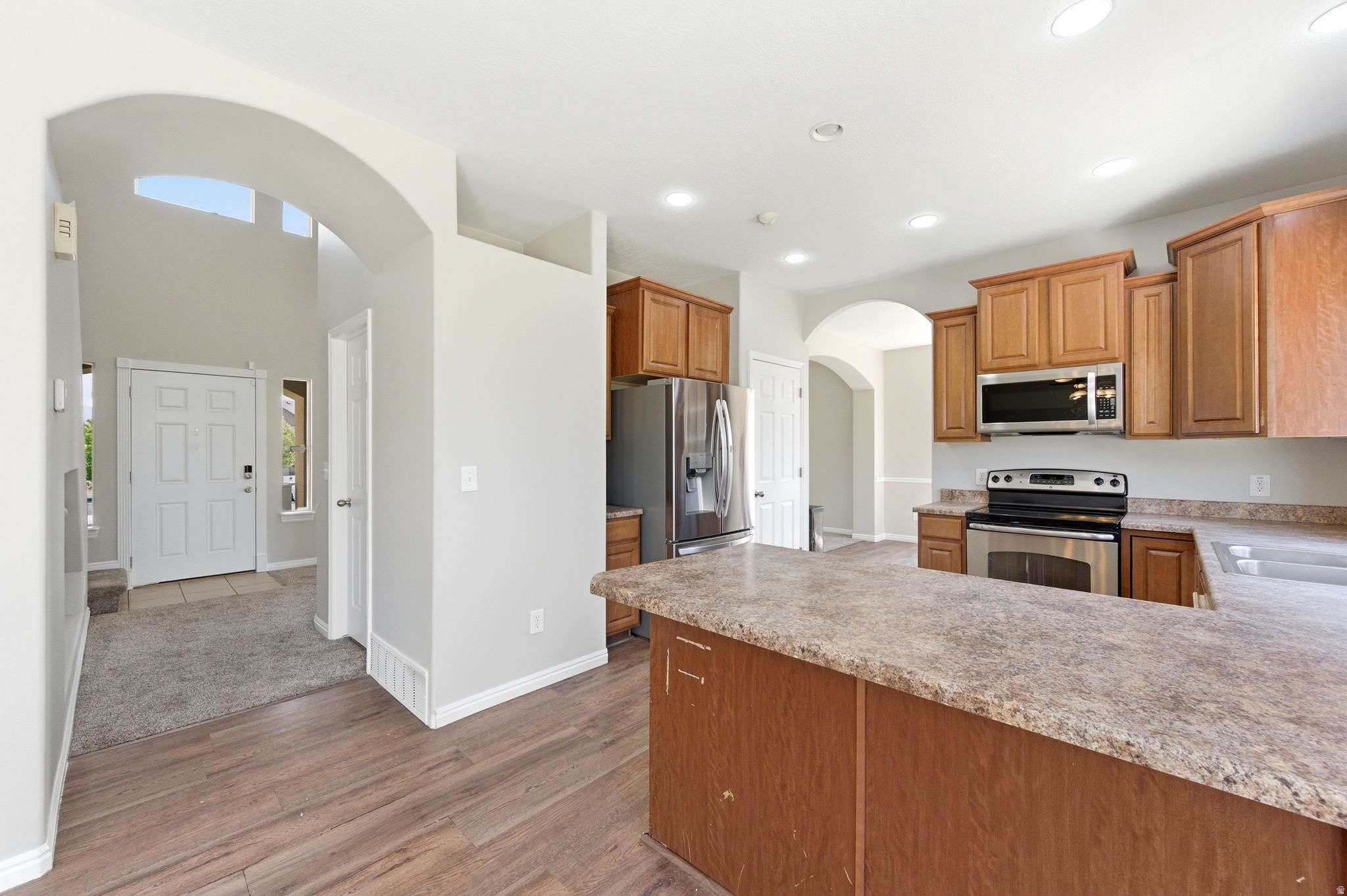 SILVER LAKE - Residential