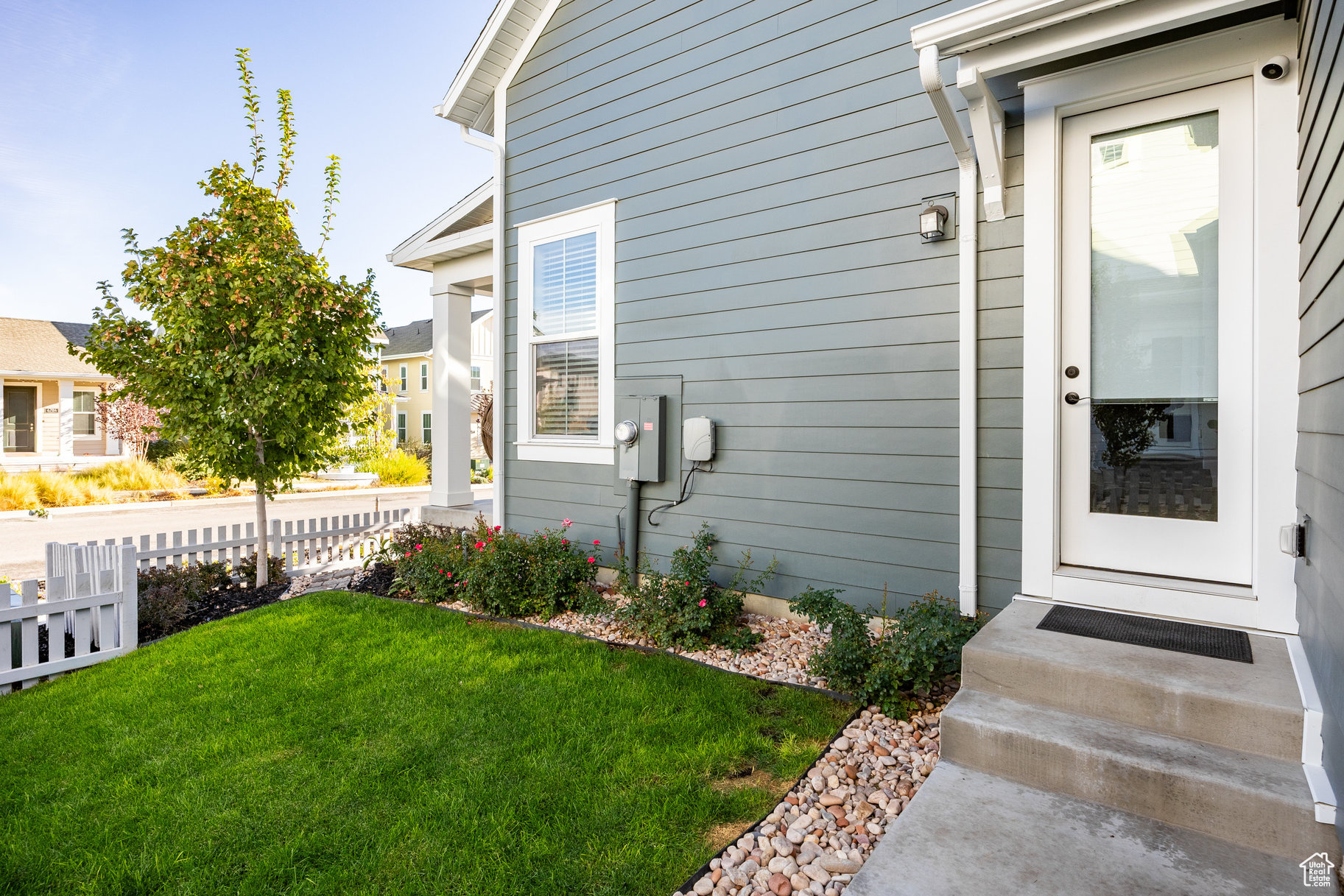 DAYBREAK - Residential