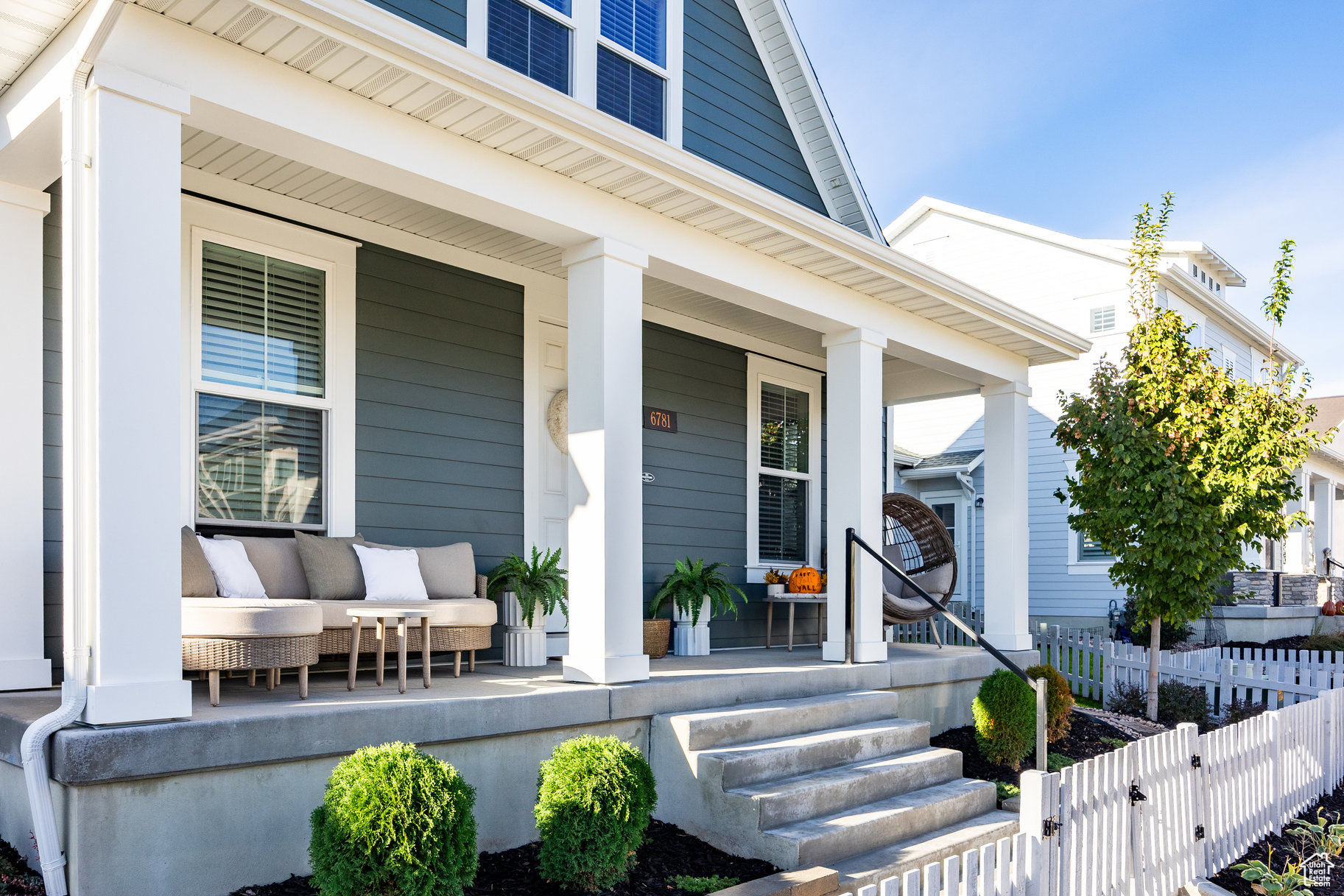 DAYBREAK - Residential