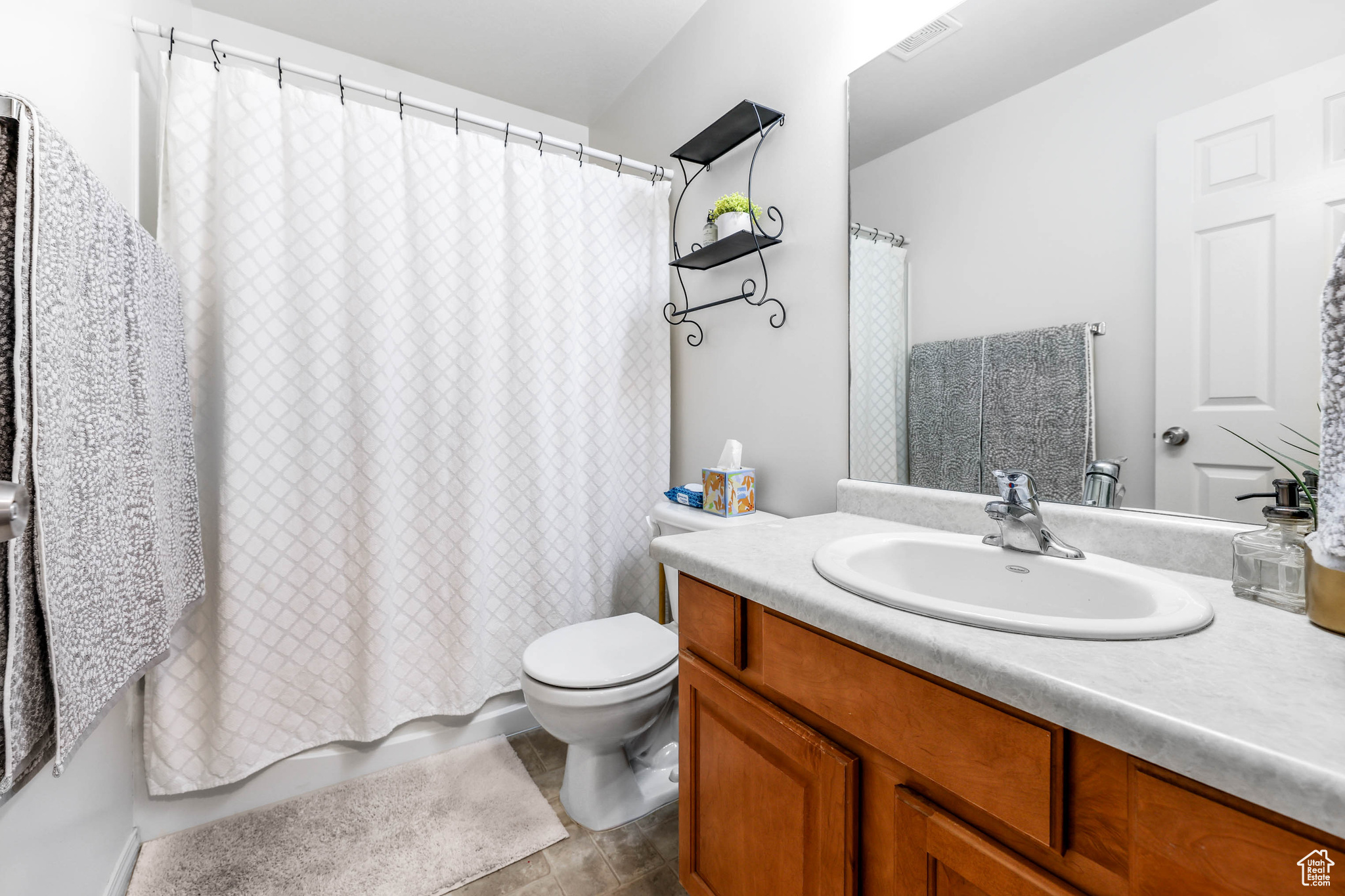 1033 E Wyndom Way, Layton, Utah image 9
