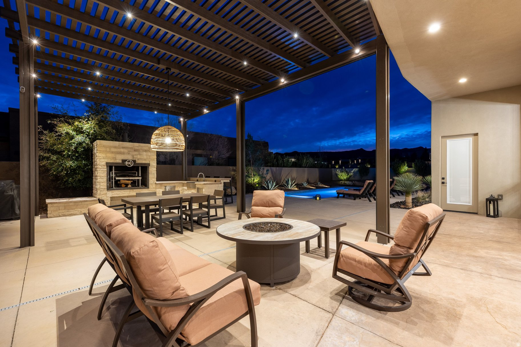 LEDGES OF ST GEORGE CANYON RIM - Residential