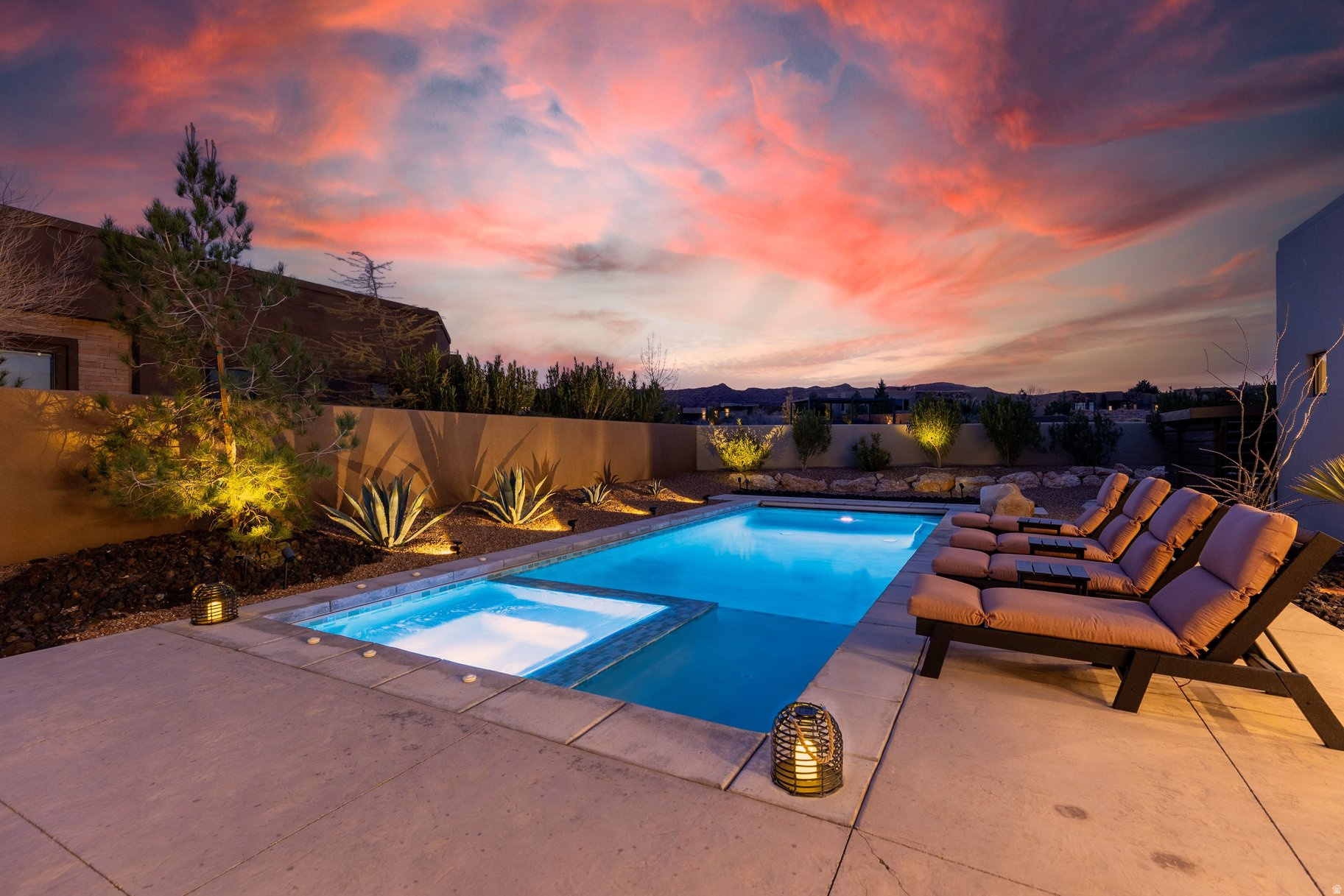 LEDGES OF ST GEORGE CANYON RIM - Residential