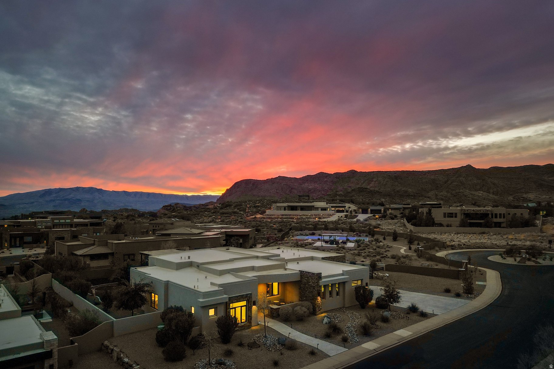 LEDGES OF ST GEORGE CANYON RIM - Residential