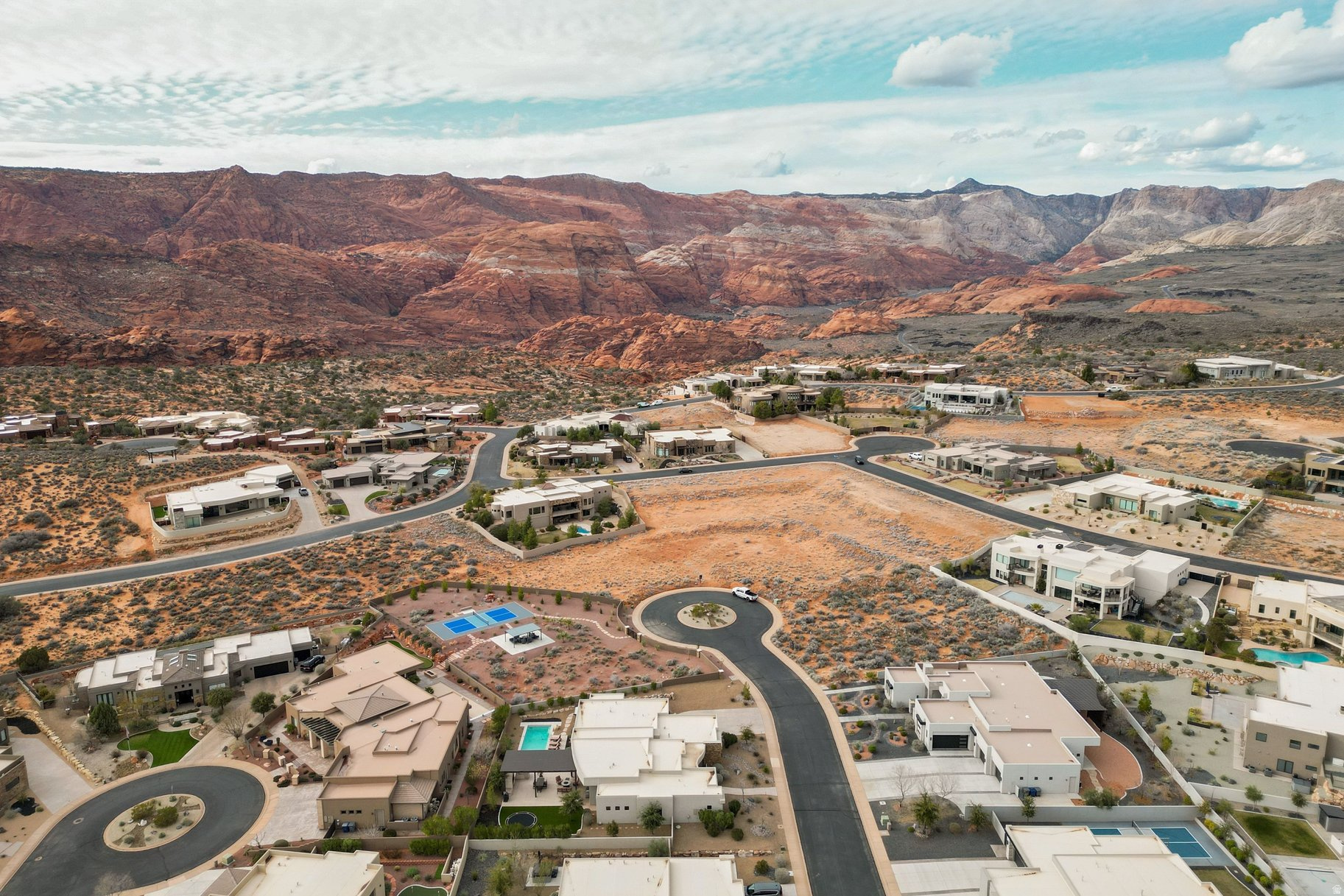 LEDGES OF ST GEORGE CANYON RIM - Residential