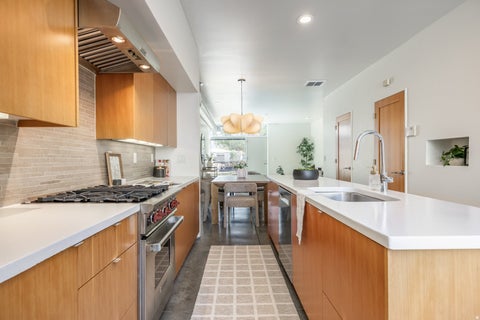 Townhouse For Sale - 1144 S West Temple<br/> Salt Lake City, UT 84101
