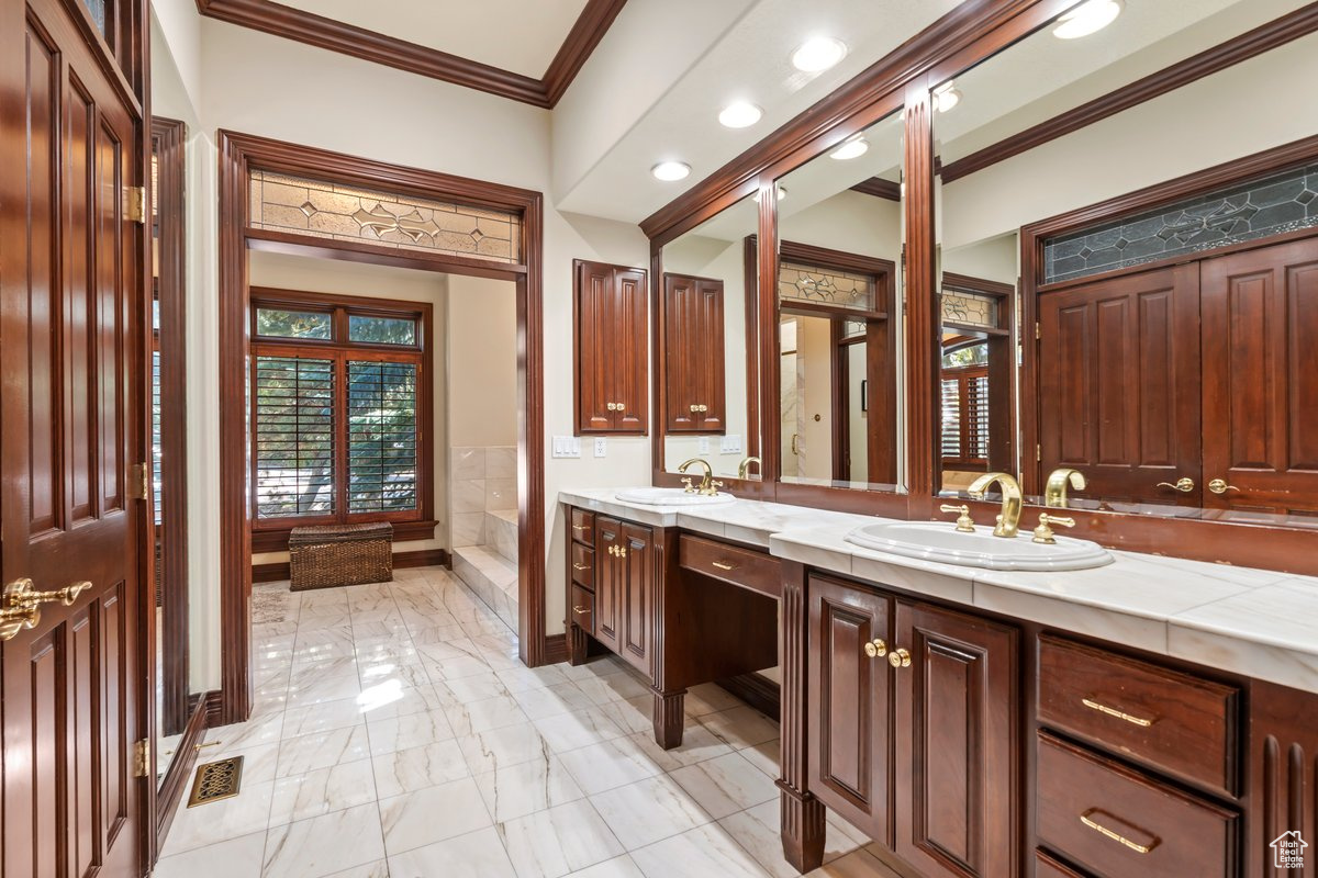 5204 Skyline Dr, Ogden, Utah image 9