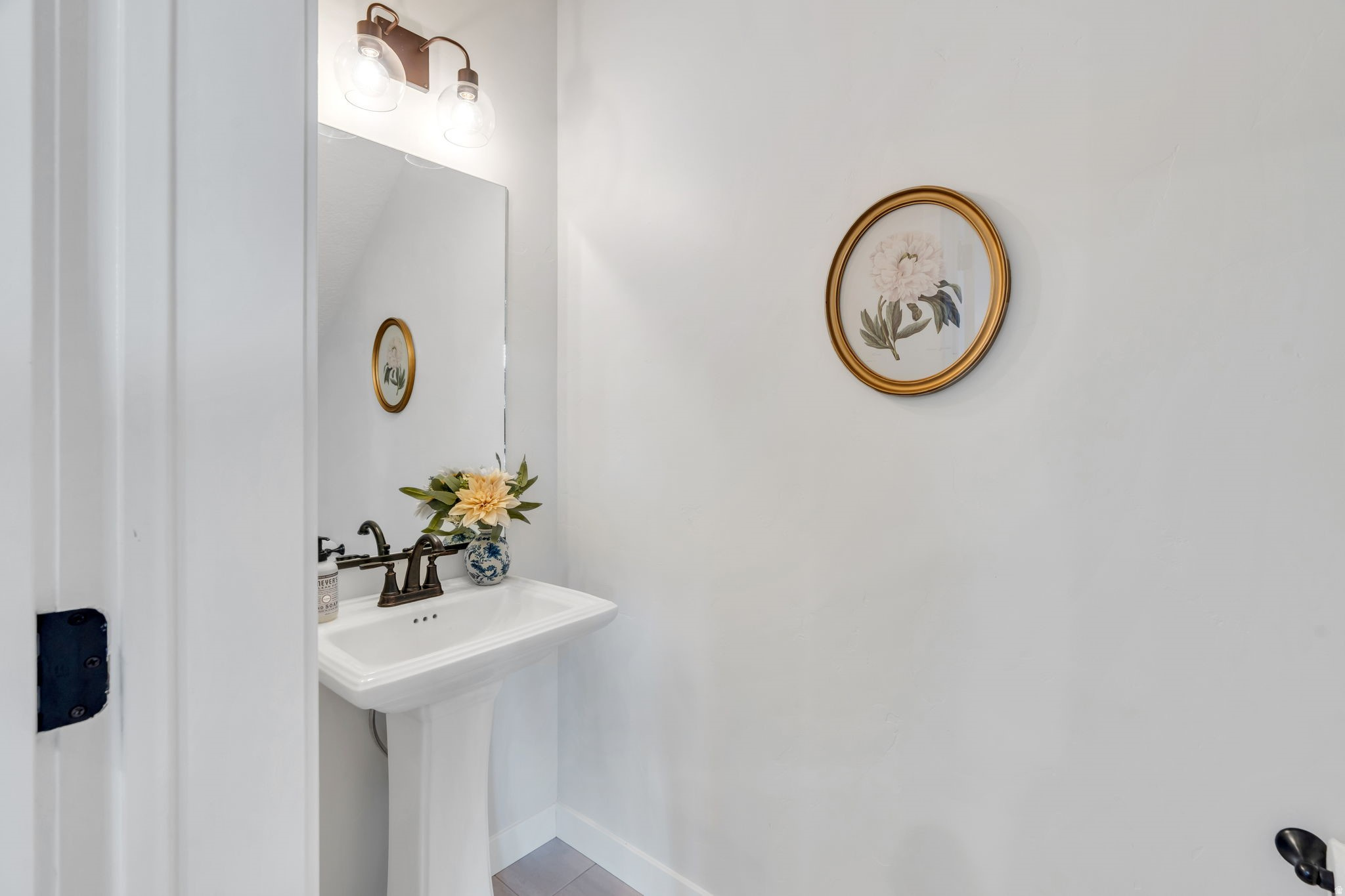 DAYBREAK - Residential