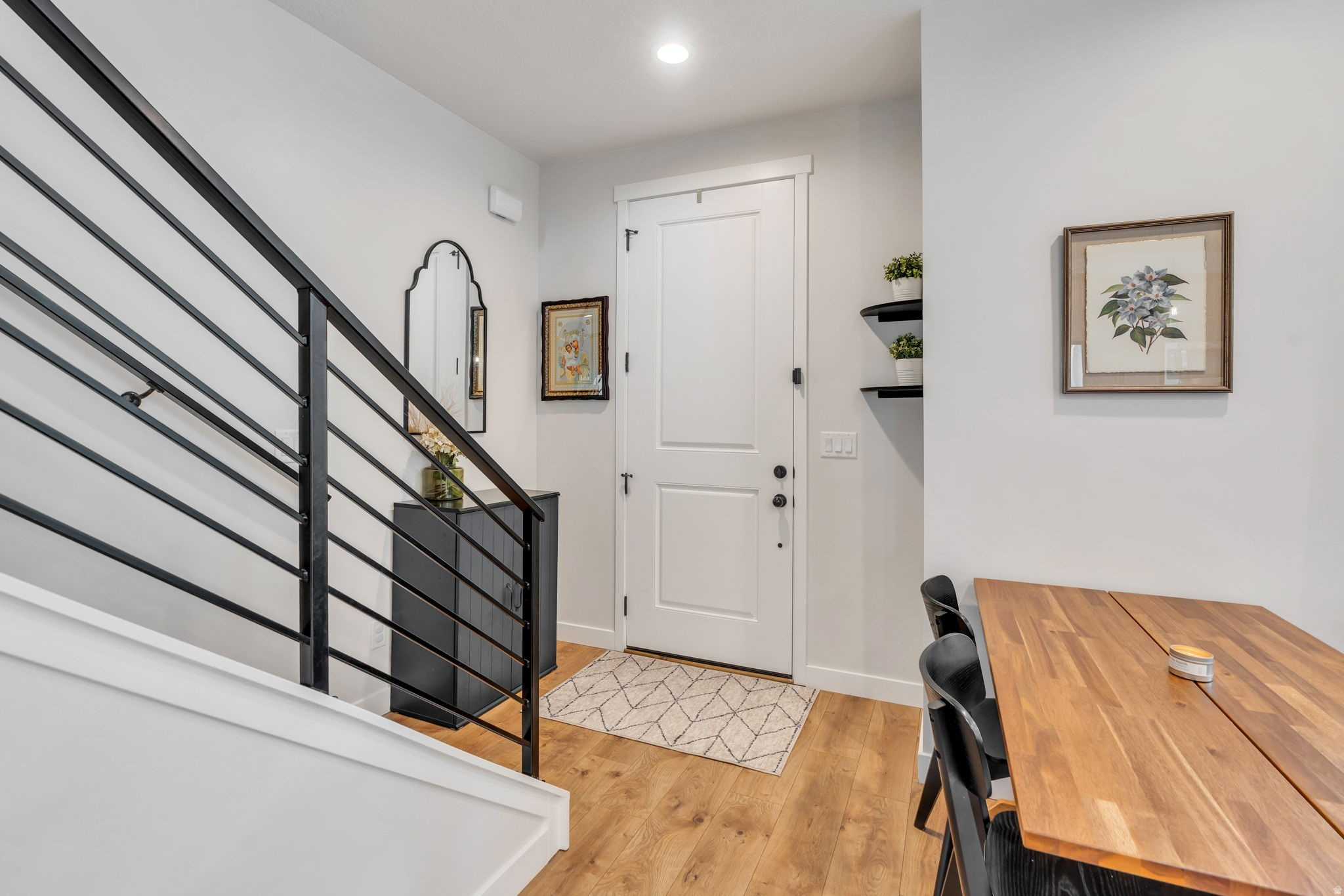 DAYBREAK - Residential