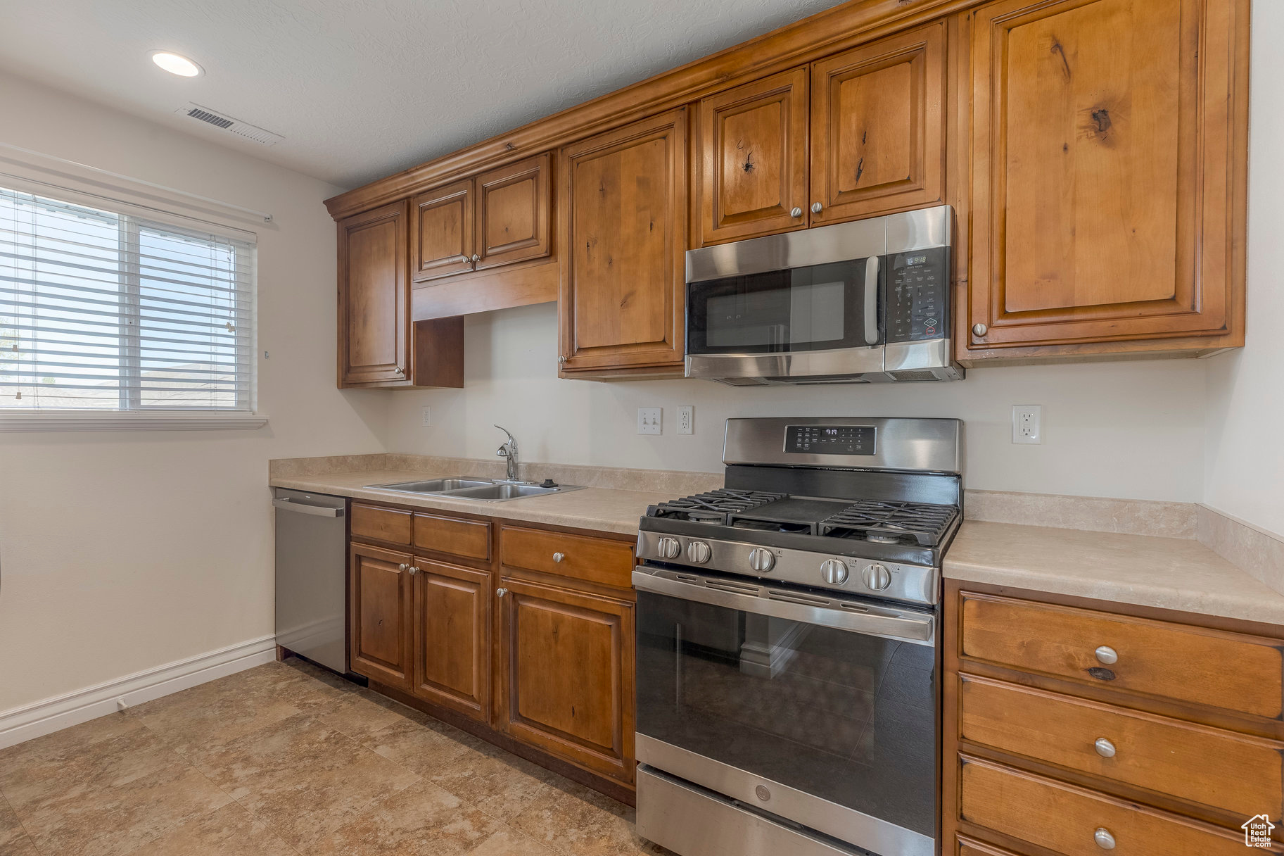 5604 W 11350, Highland, Utah image 26