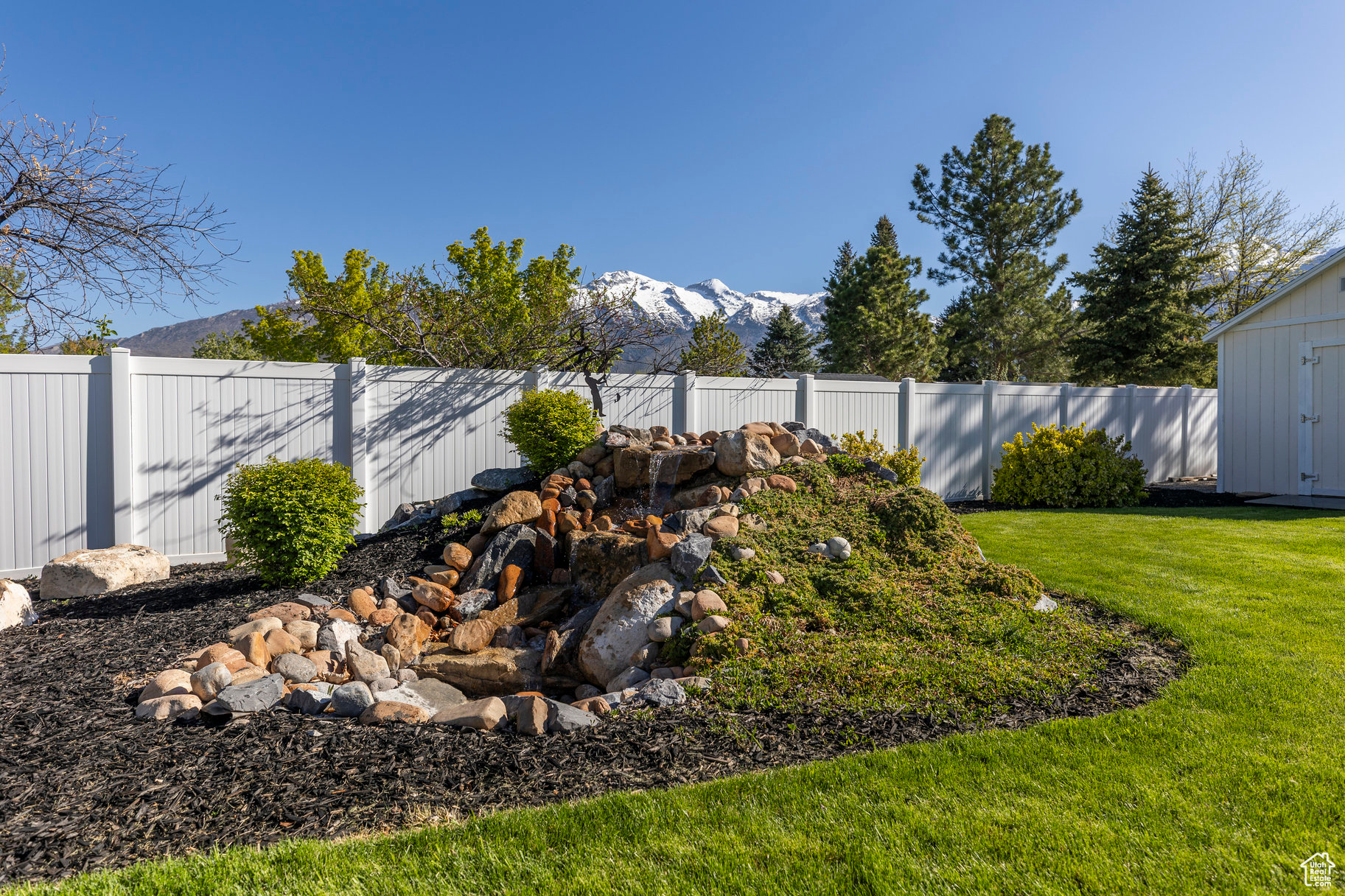 5604 W 11350, Highland, Utah image 37