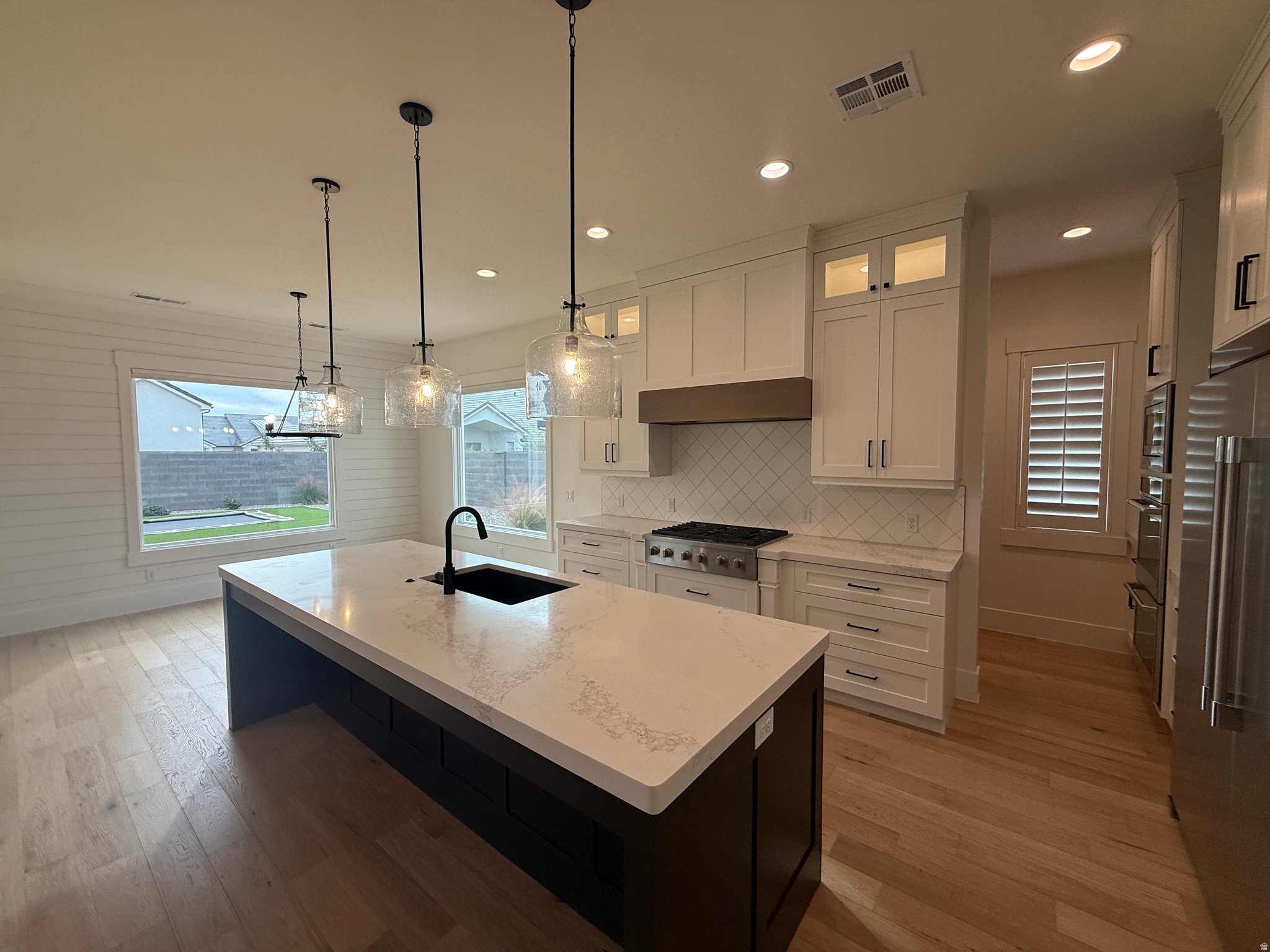 SYCAMORE VILLAGE 1 - Residential