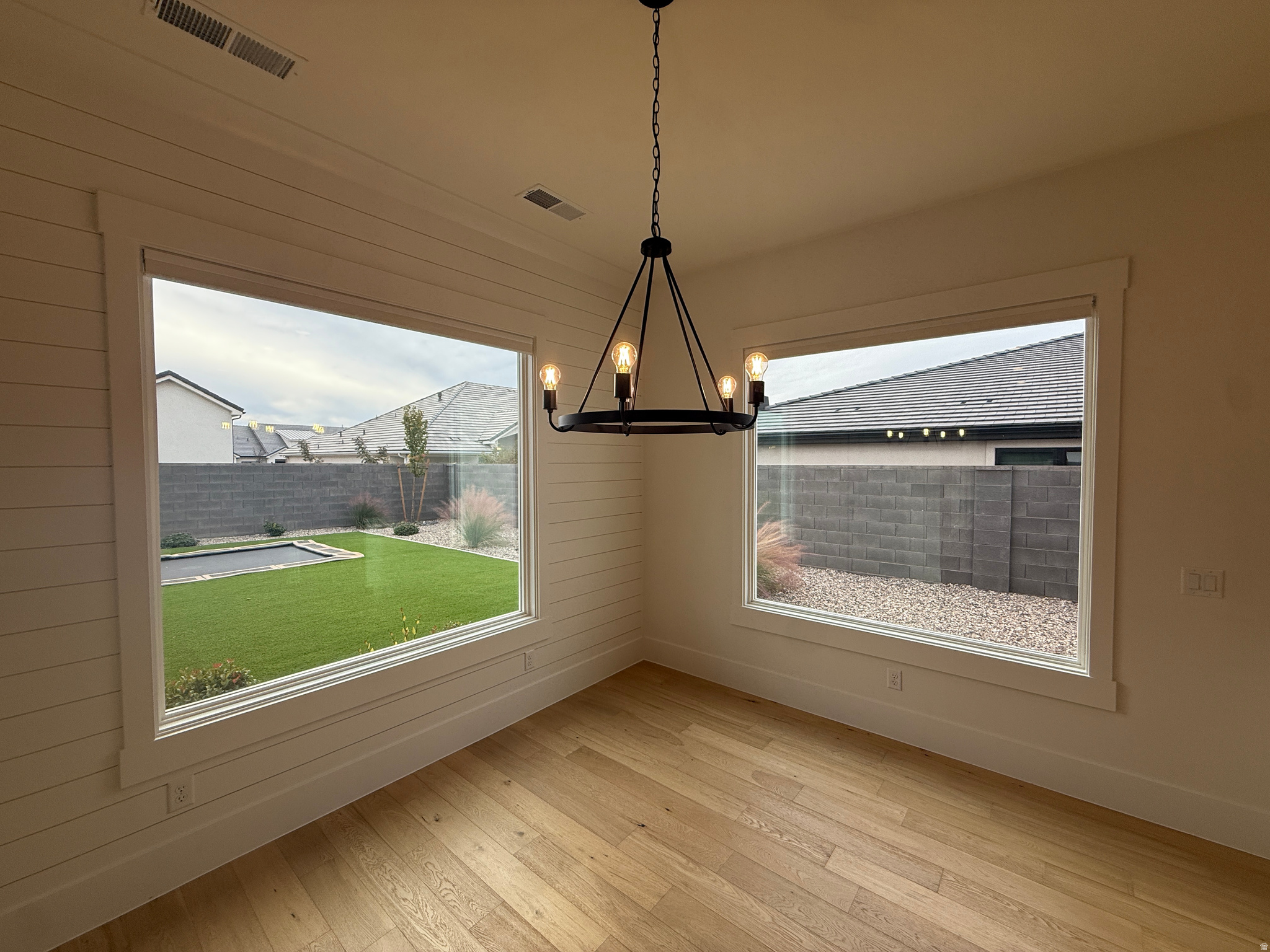 SYCAMORE VILLAGE 1 - Residential