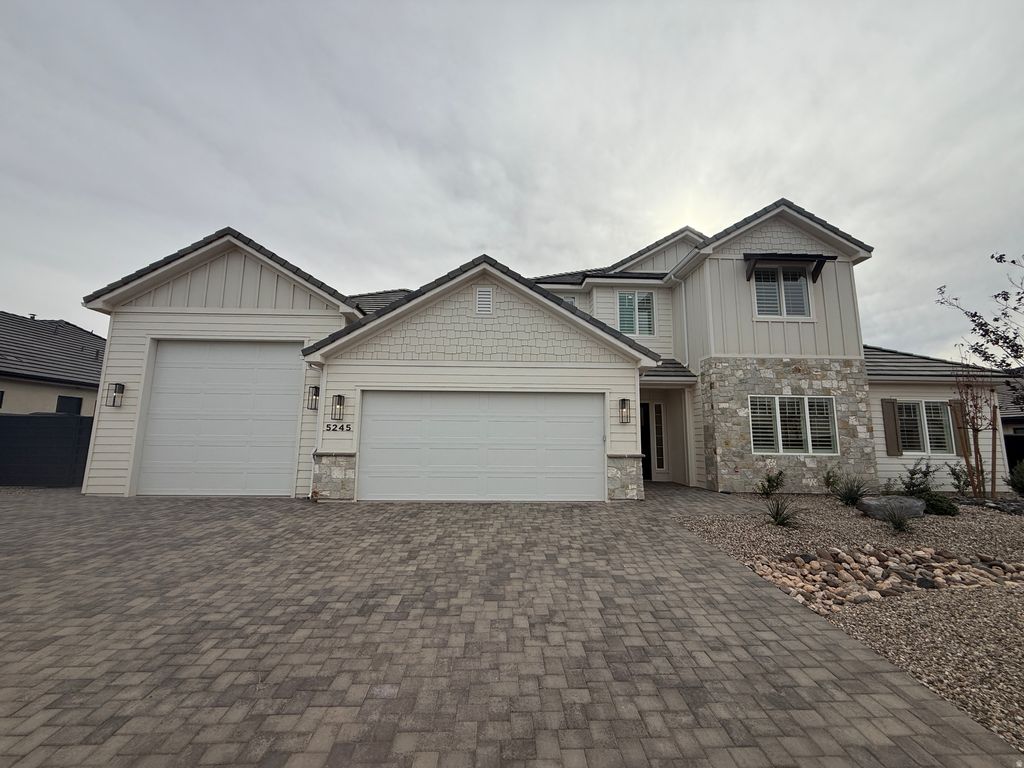 Photo of 5245 W 1930 S, Hurricane, UT 84737 (MLS # 2125257)