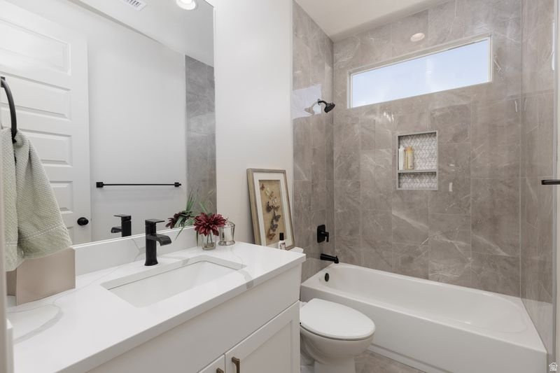 HURRICANE VIEWS PLAT B - Residential