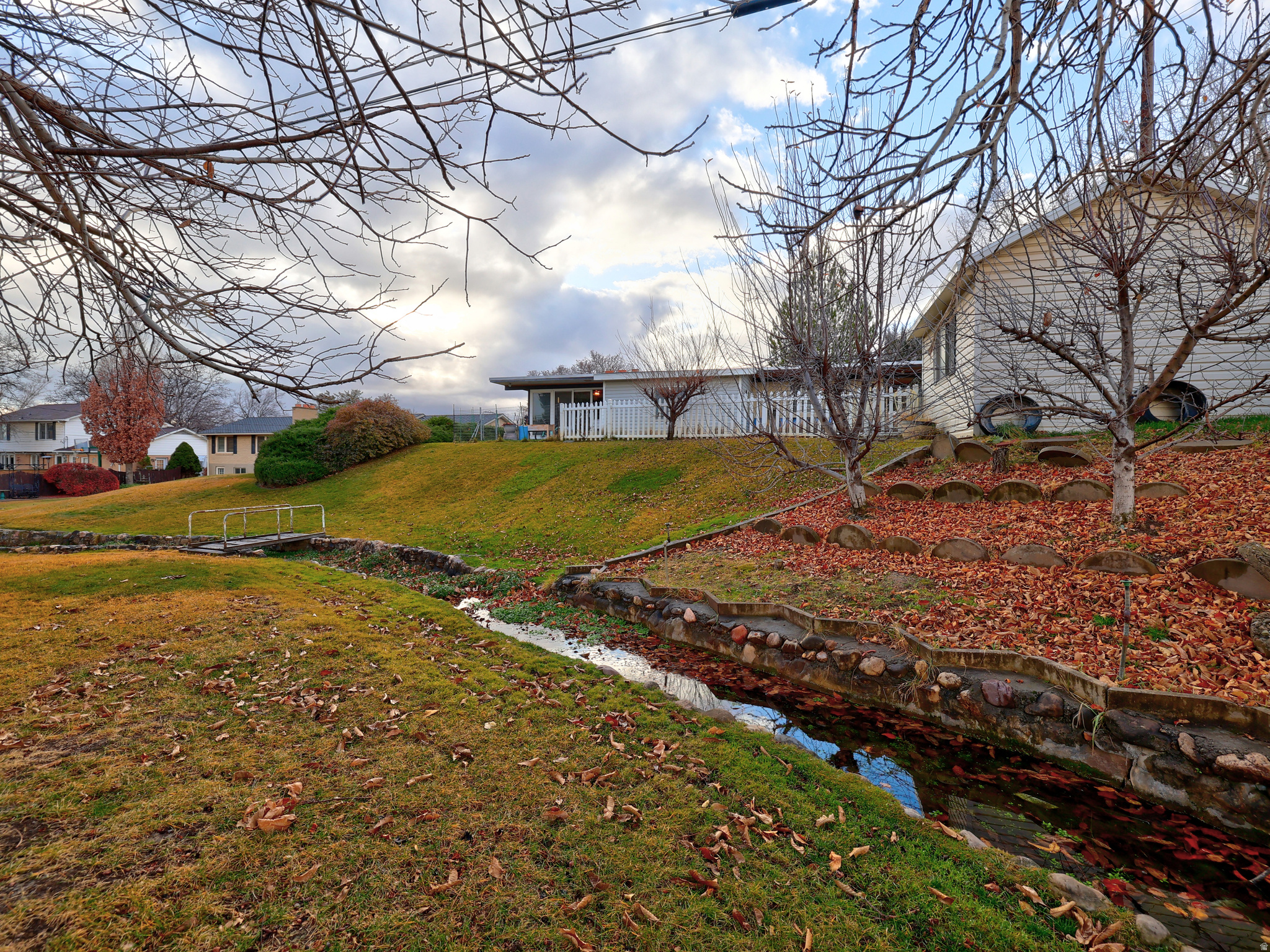 NOB HILL A - Residential
