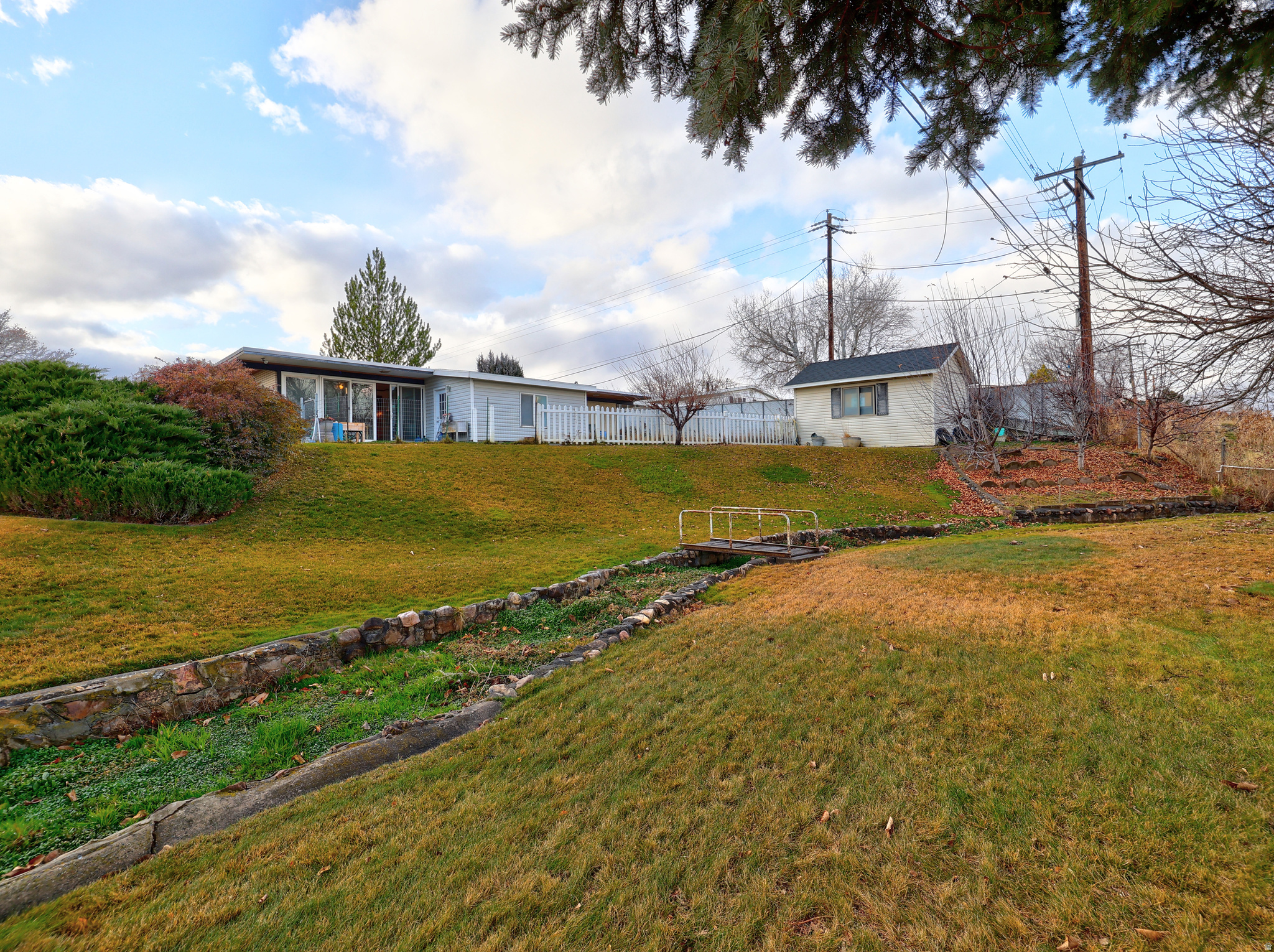 NOB HILL A - Residential