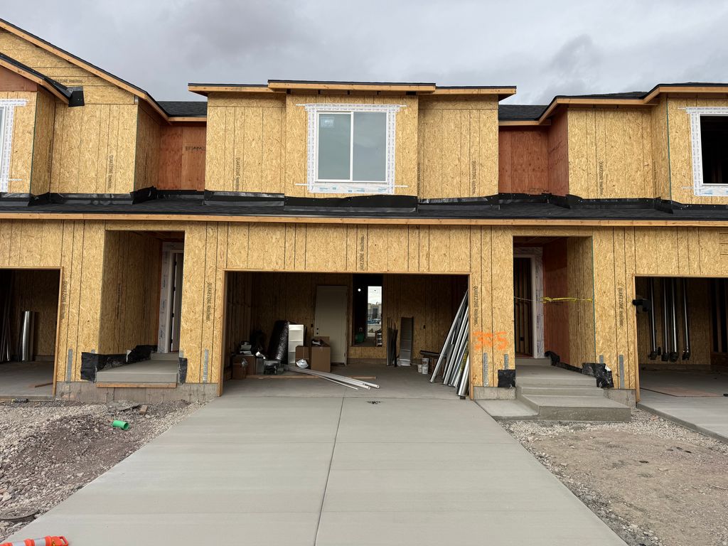 Photo of 653 E RYEGRASS DR #305, Eagle Mountain, UT 84005 (MLS # 2128154)