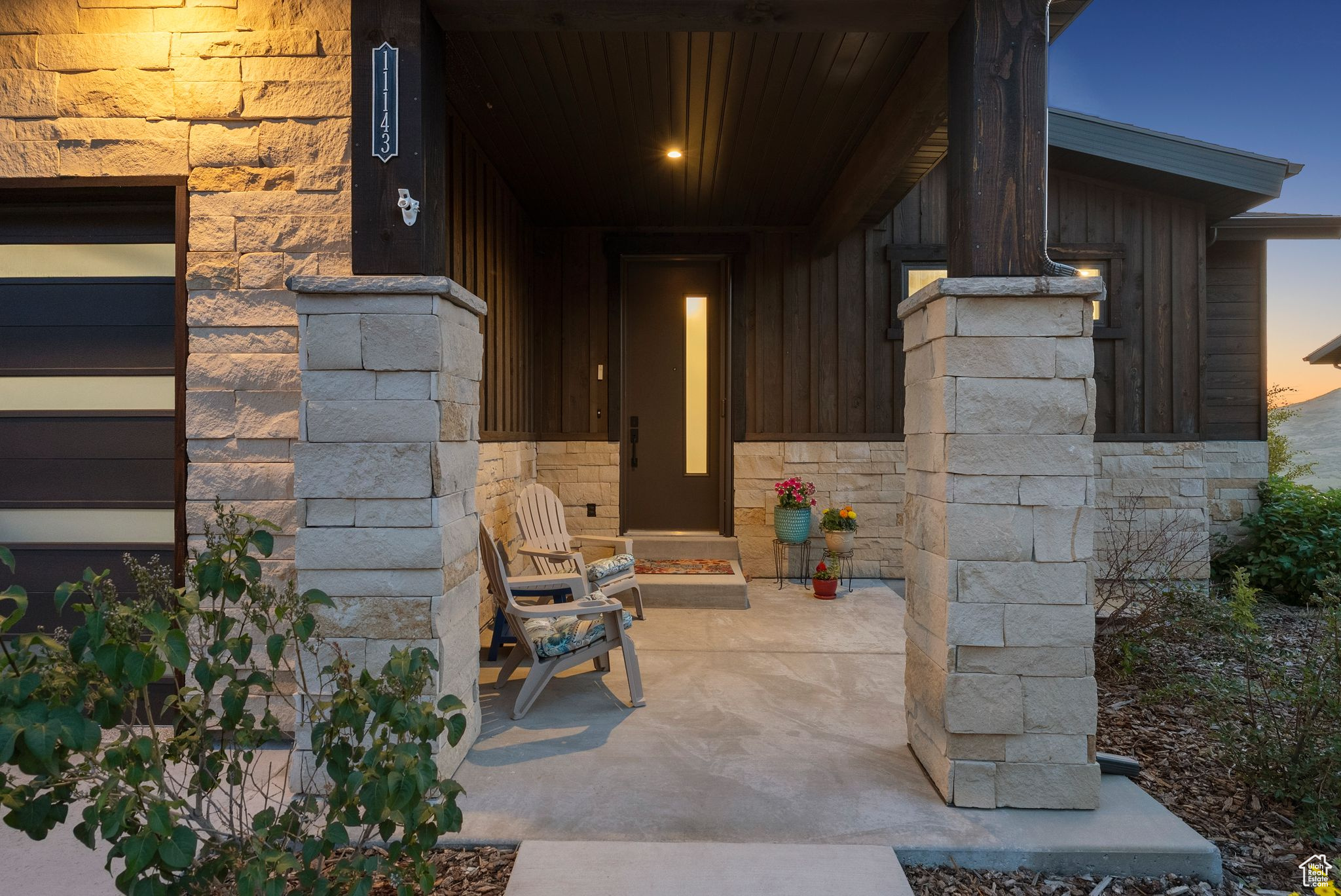 Hideout, Utah 84036, United States, 3 Bedrooms Bedrooms, ,2 BathroomsBathrooms,Residential,Pending,160387