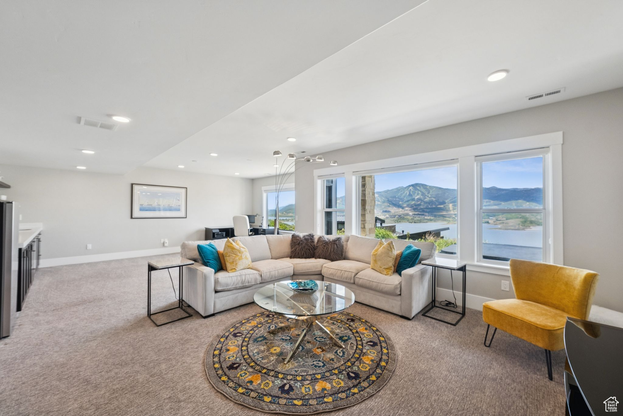 Hideout, Utah 84036, United States, 3 Bedrooms Bedrooms, ,2 BathroomsBathrooms,Residential,Pending,160387