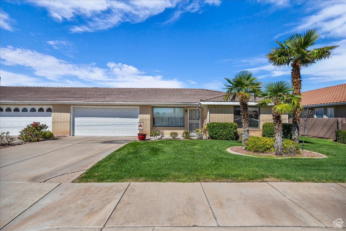 PALM MEADOWS - Residential