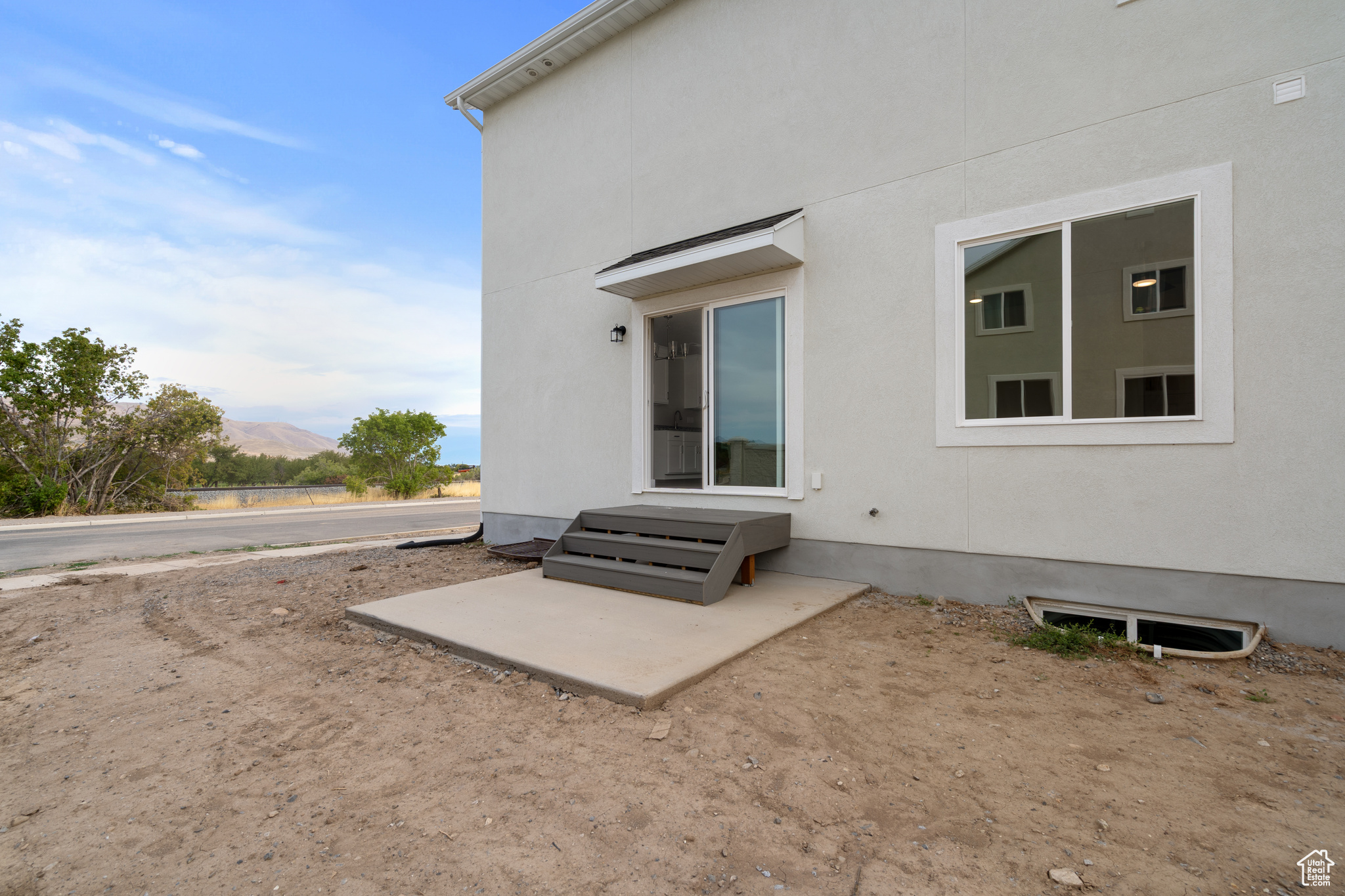 APPLE HOLLOW AT THE ORCHARDS - Residential