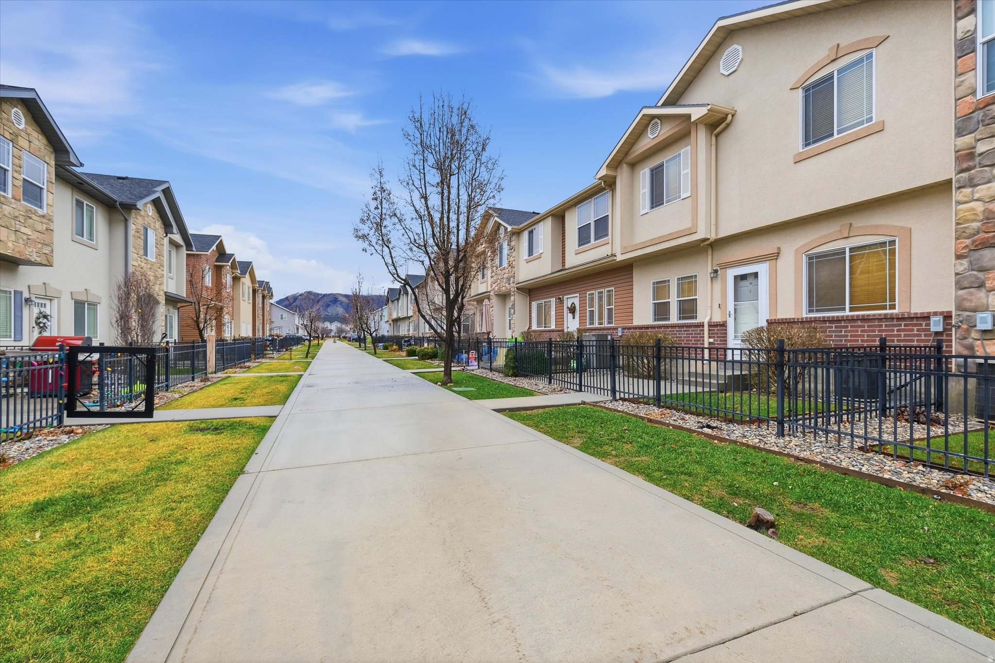 BRIDGERLAND MEADOWS - Residential