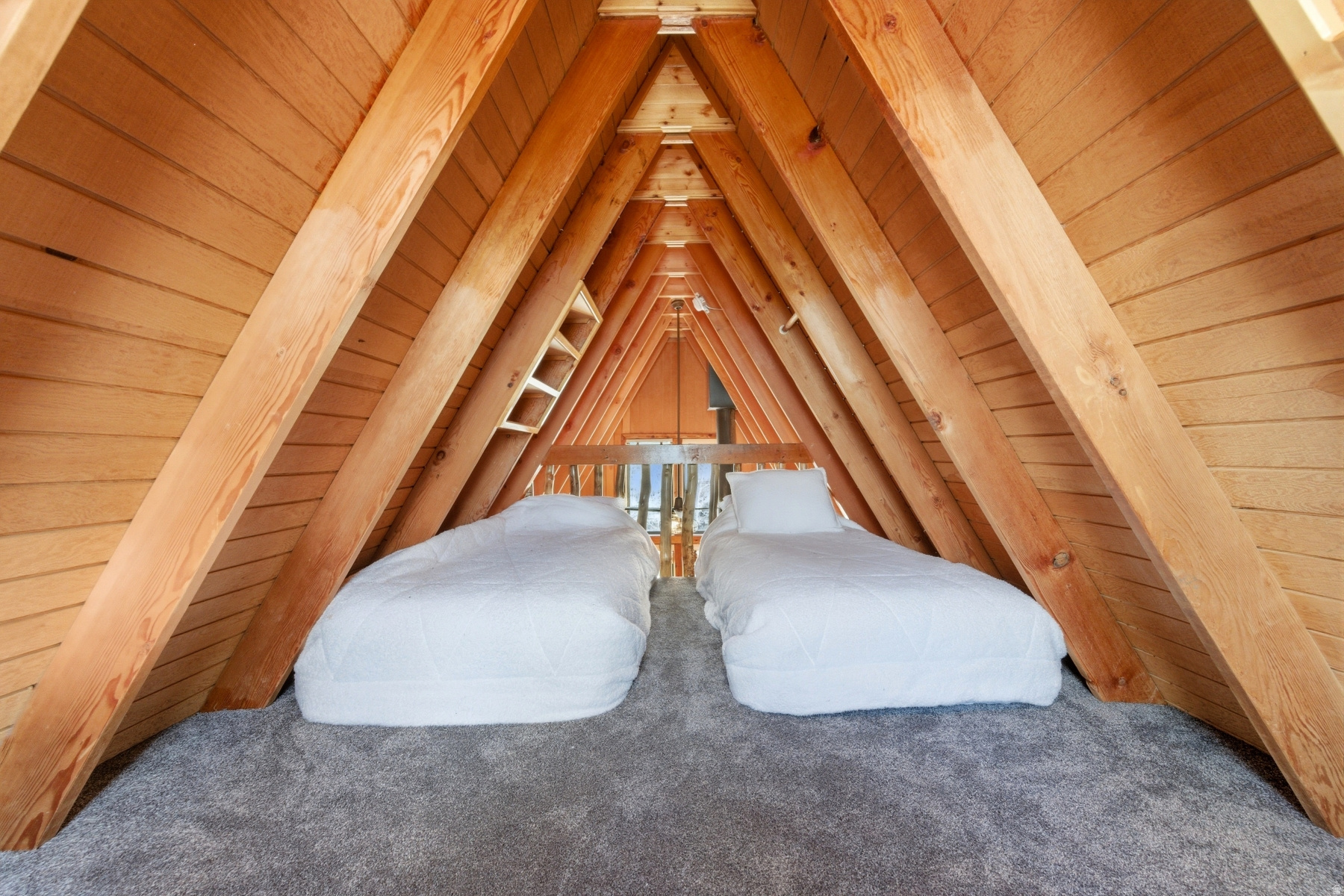 TIMBER LAKES - Residential