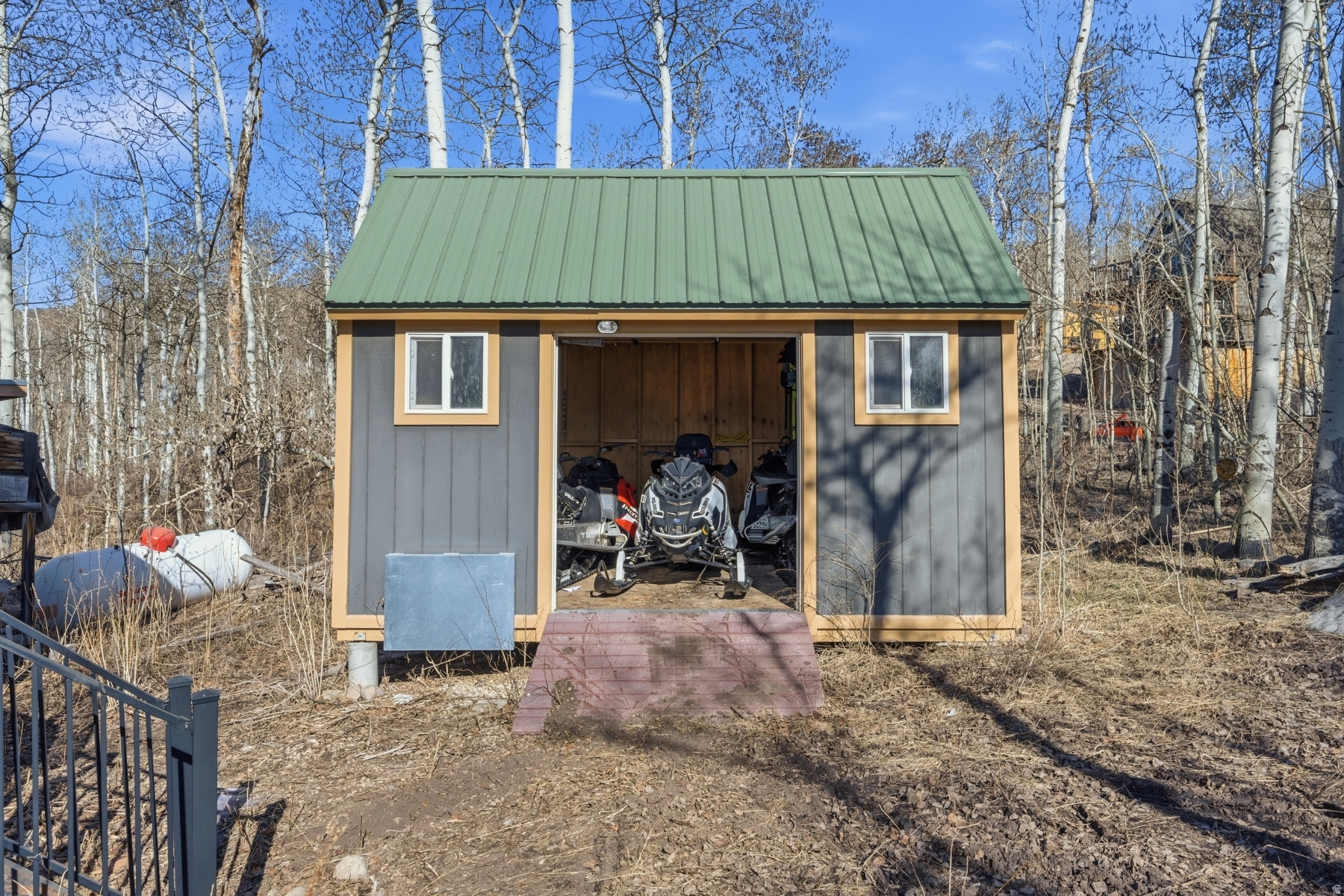 TIMBER LAKES - Residential