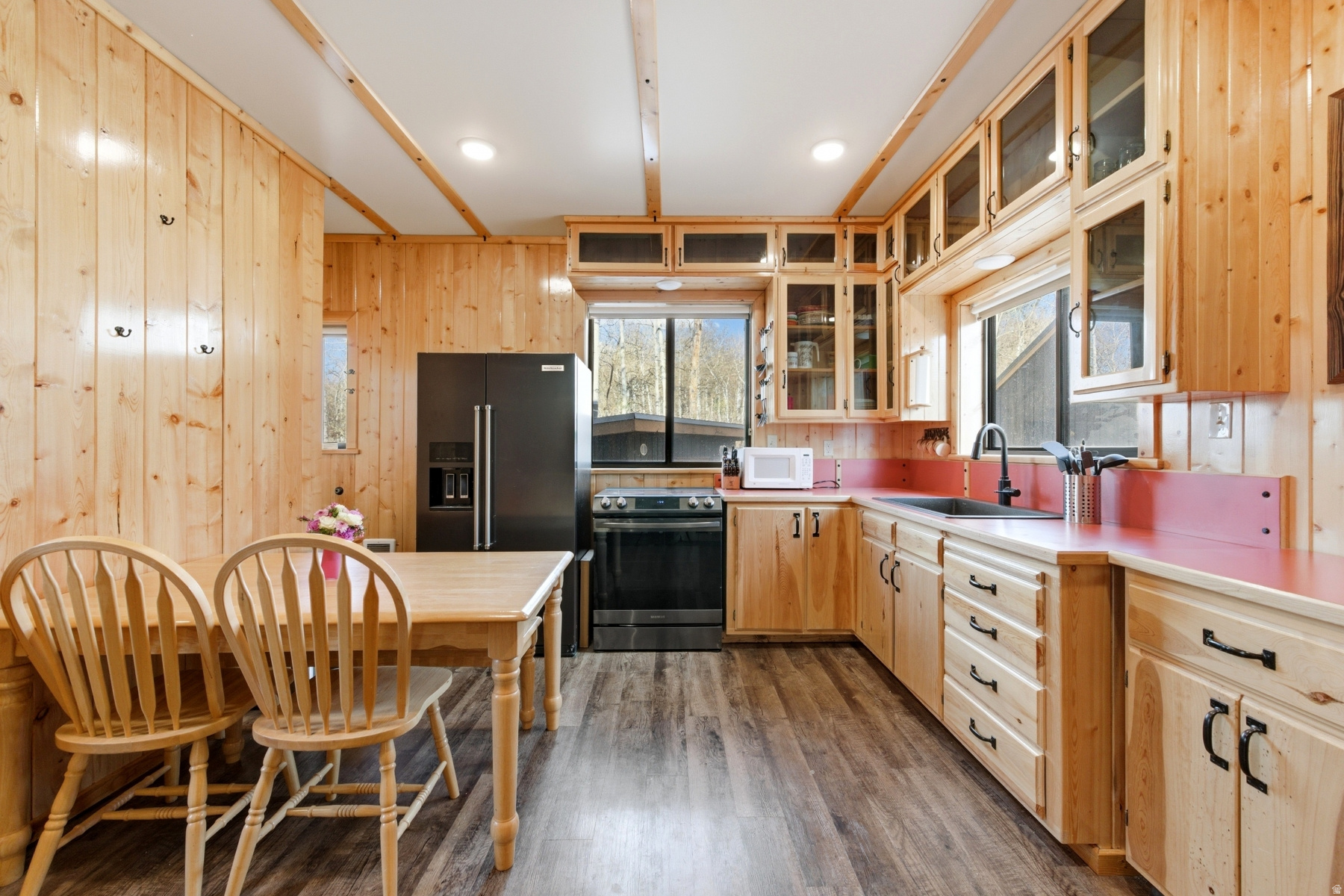 TIMBER LAKES - Residential