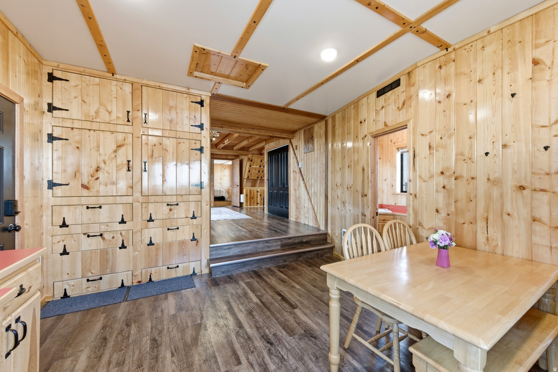 TIMBER LAKES - Residential